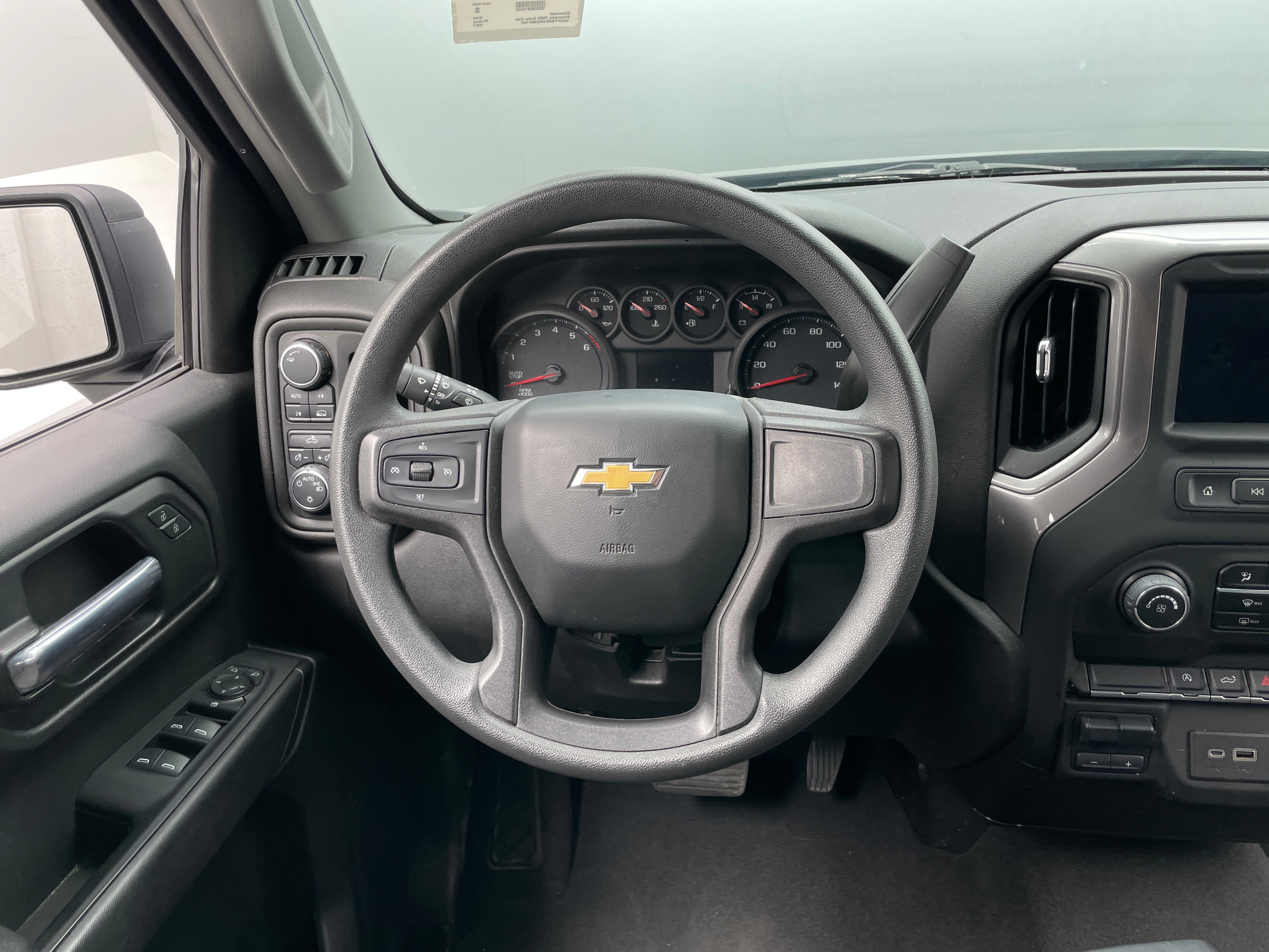 Thumbnail: 2021 Chevrolet Silverado 1500 - 5