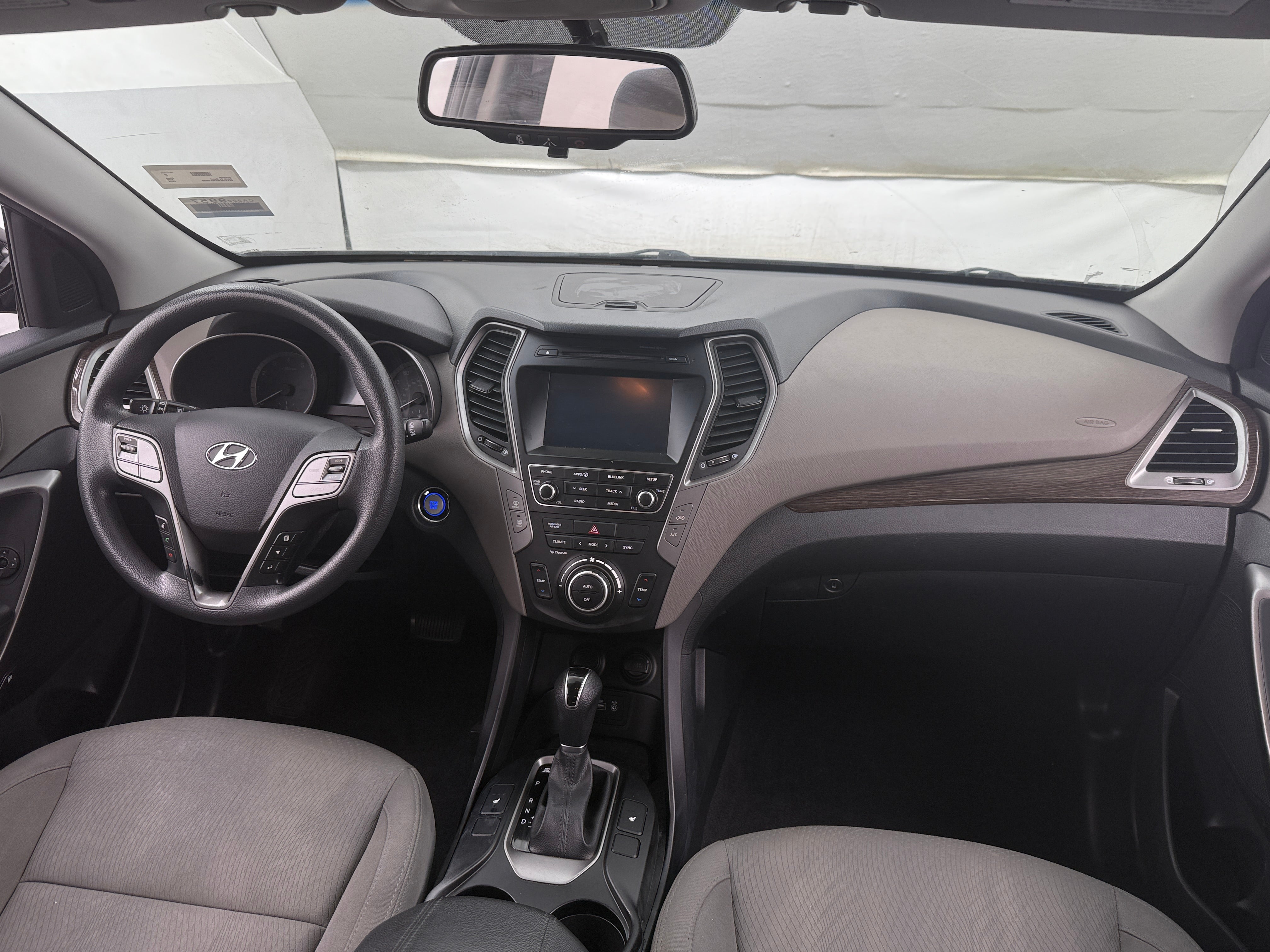 Thumbnail: 2018 Hyundai Santa Fe - 3