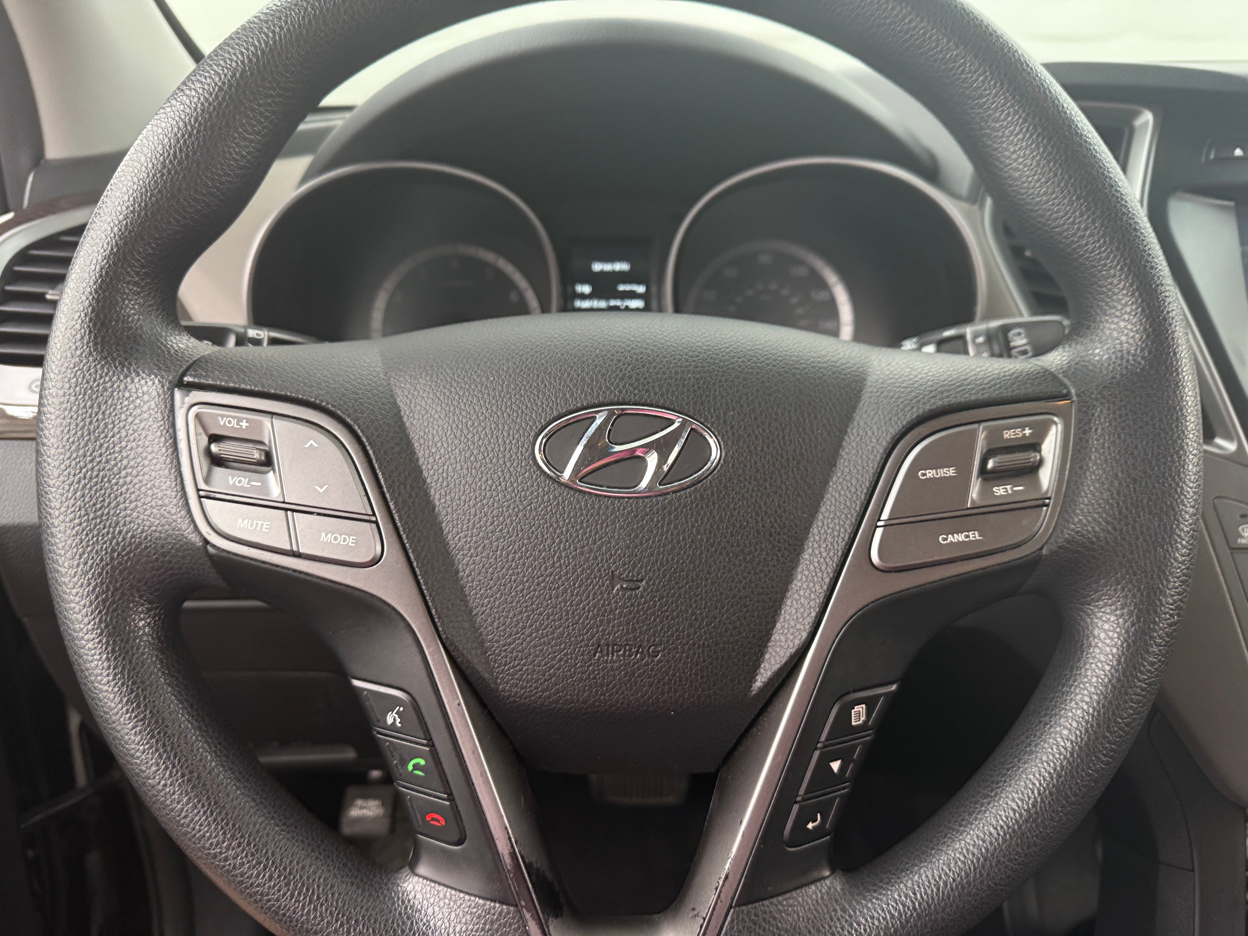 Thumbnail: 2018 Hyundai Santa Fe - 5