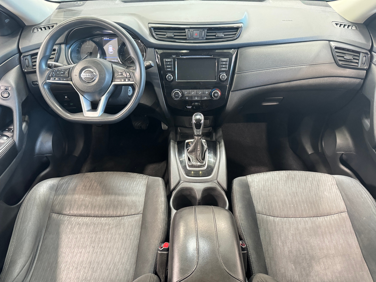 Thumbnail: 2019 Nissan Rogue - 3