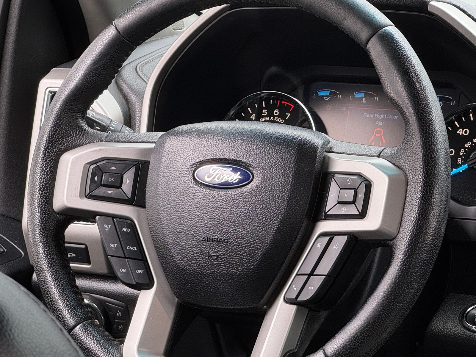 Thumbnail: 2016 Ford Econoline - 4