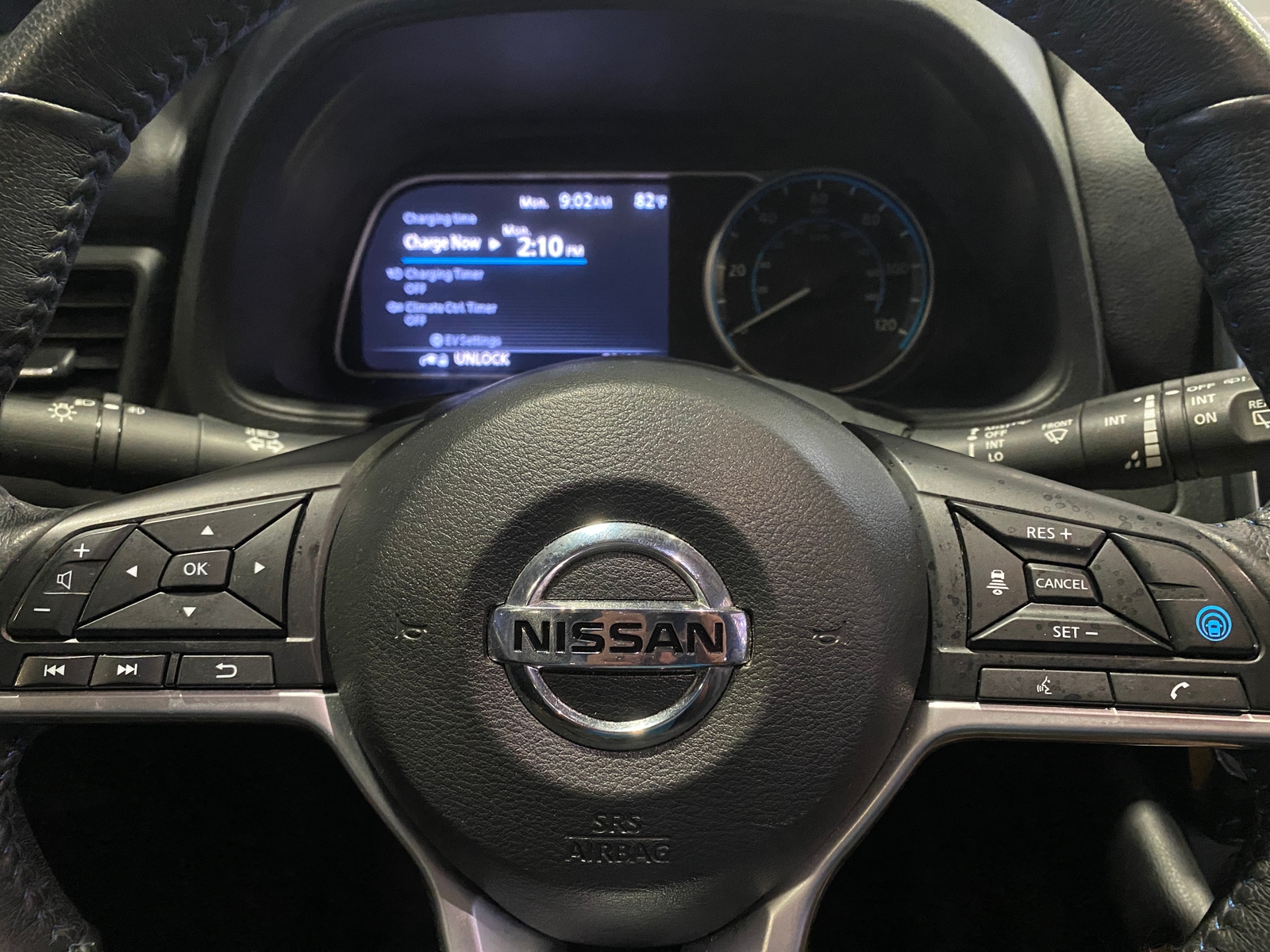 Thumbnail: 2020 Nissan Leaf - 5
