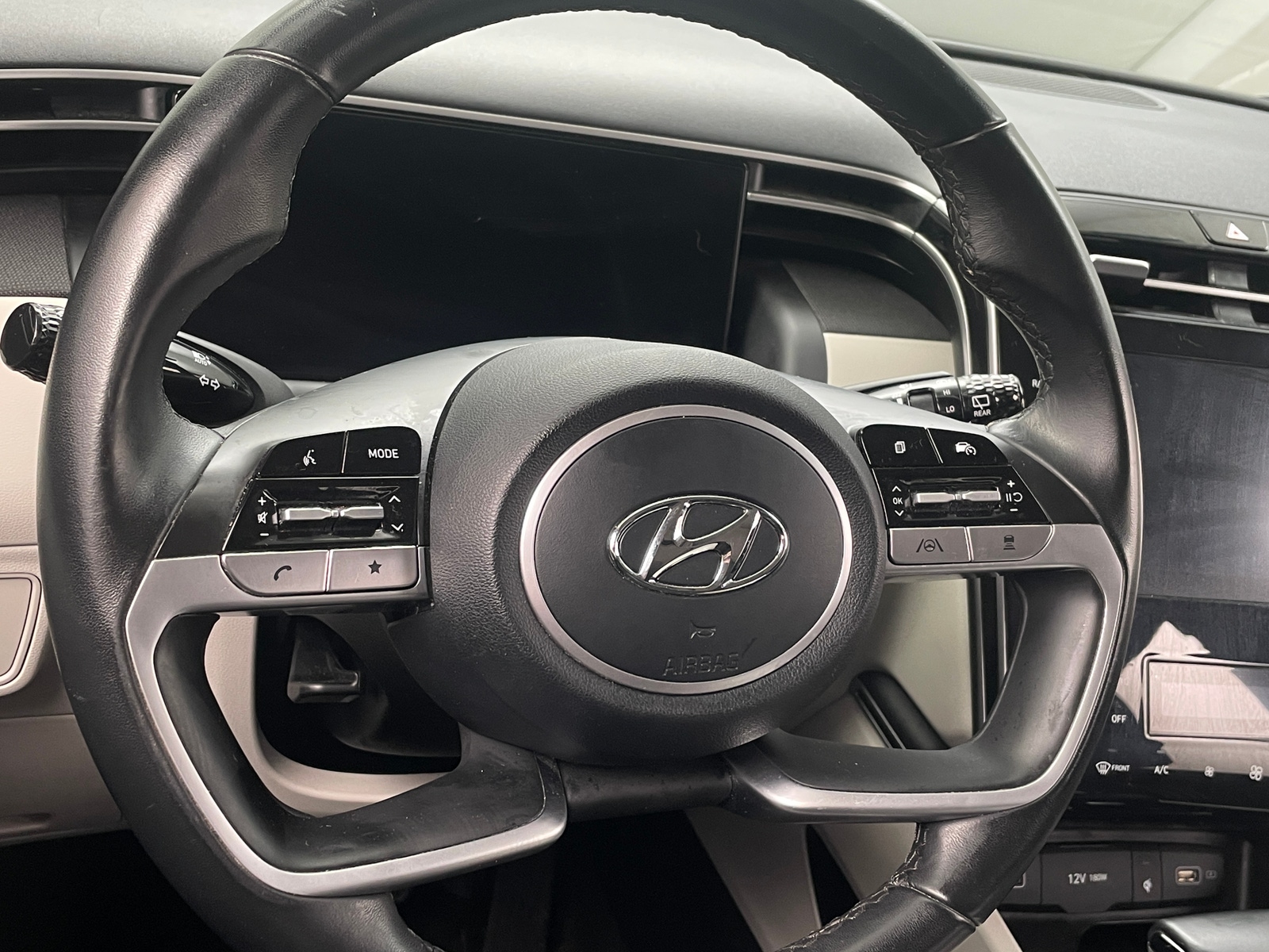 Thumbnail: 2022 Hyundai Tucson - 5