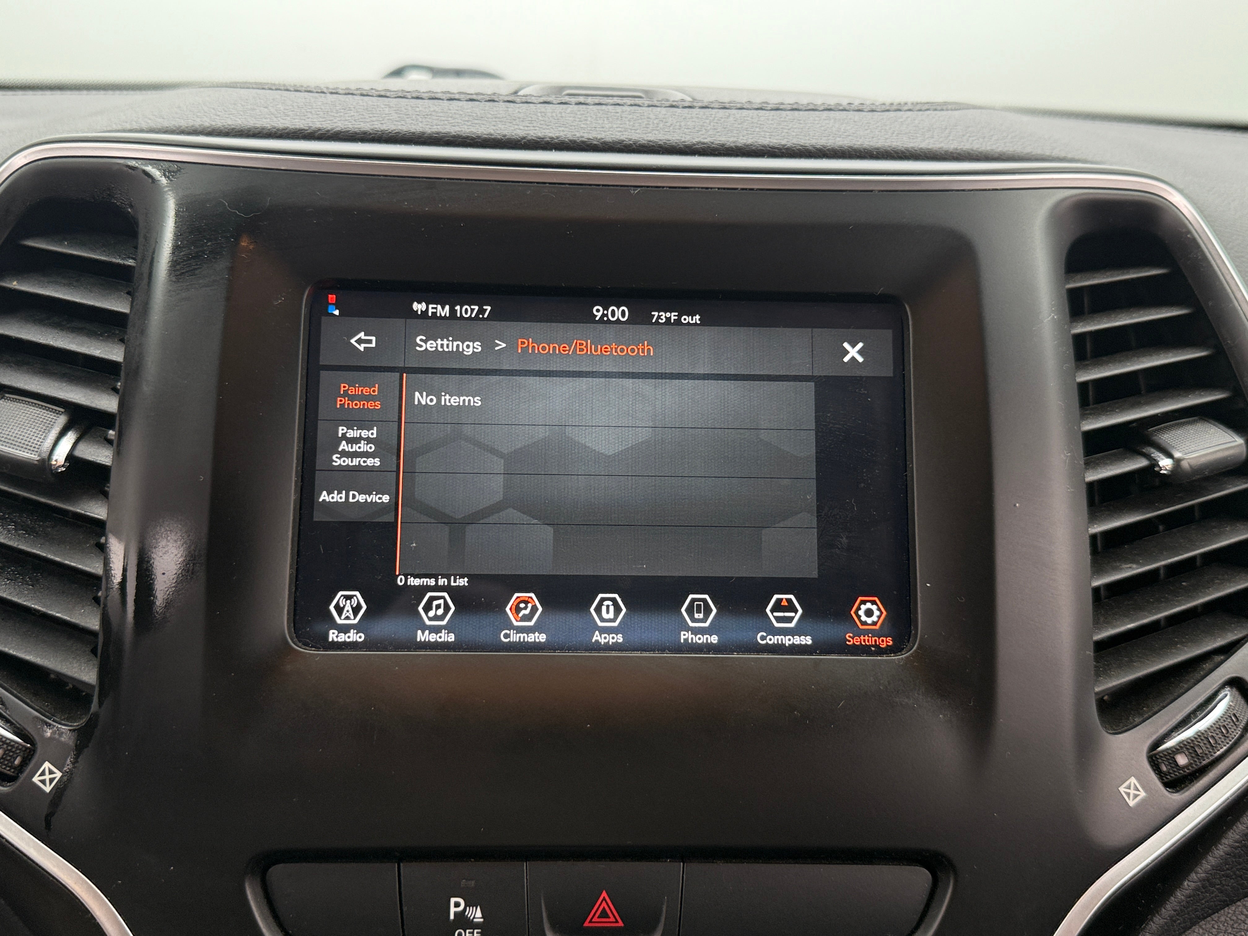 Thumbnail: 2019 Jeep Cherokee - 4