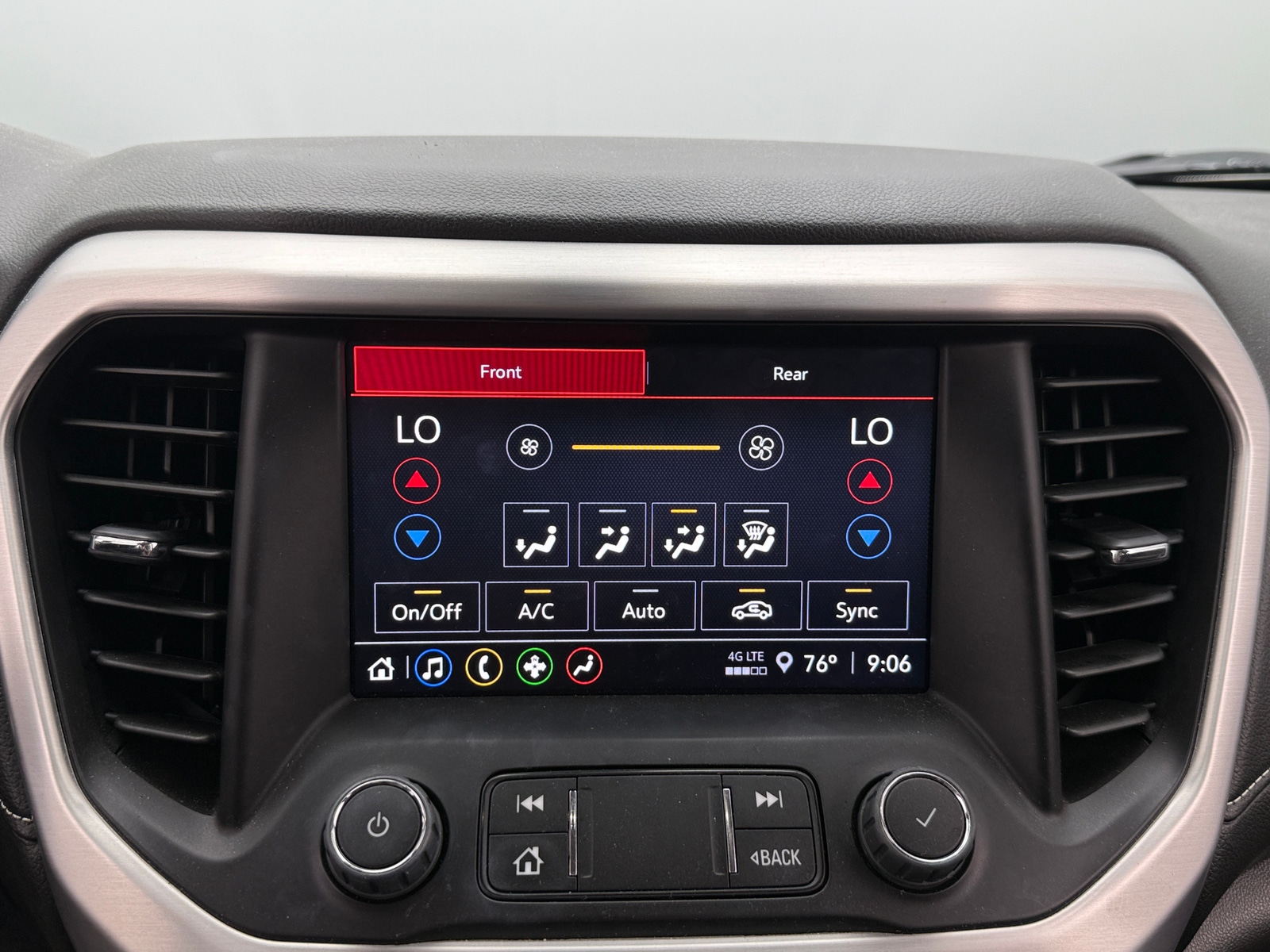 Thumbnail: 2023 GMC Acadia - 4