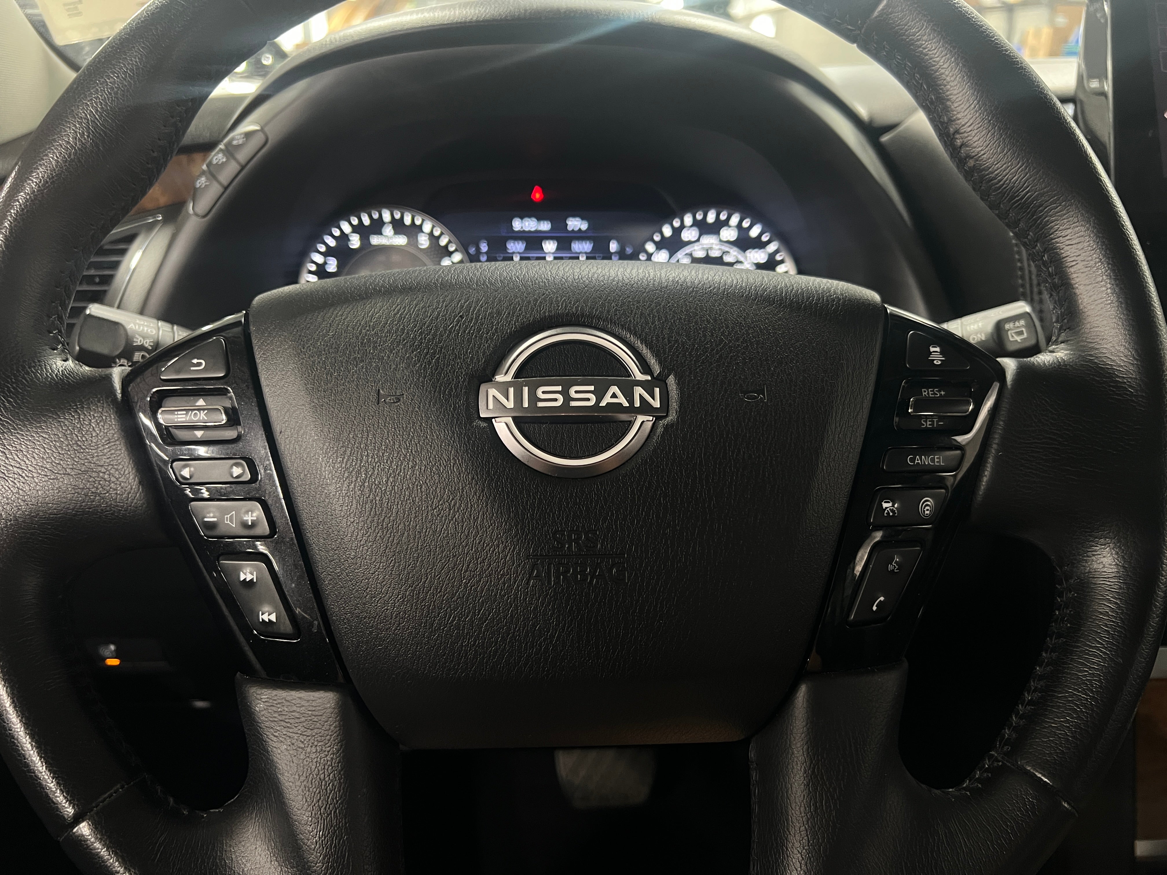 Thumbnail: 2022 Nissan Armada - 4