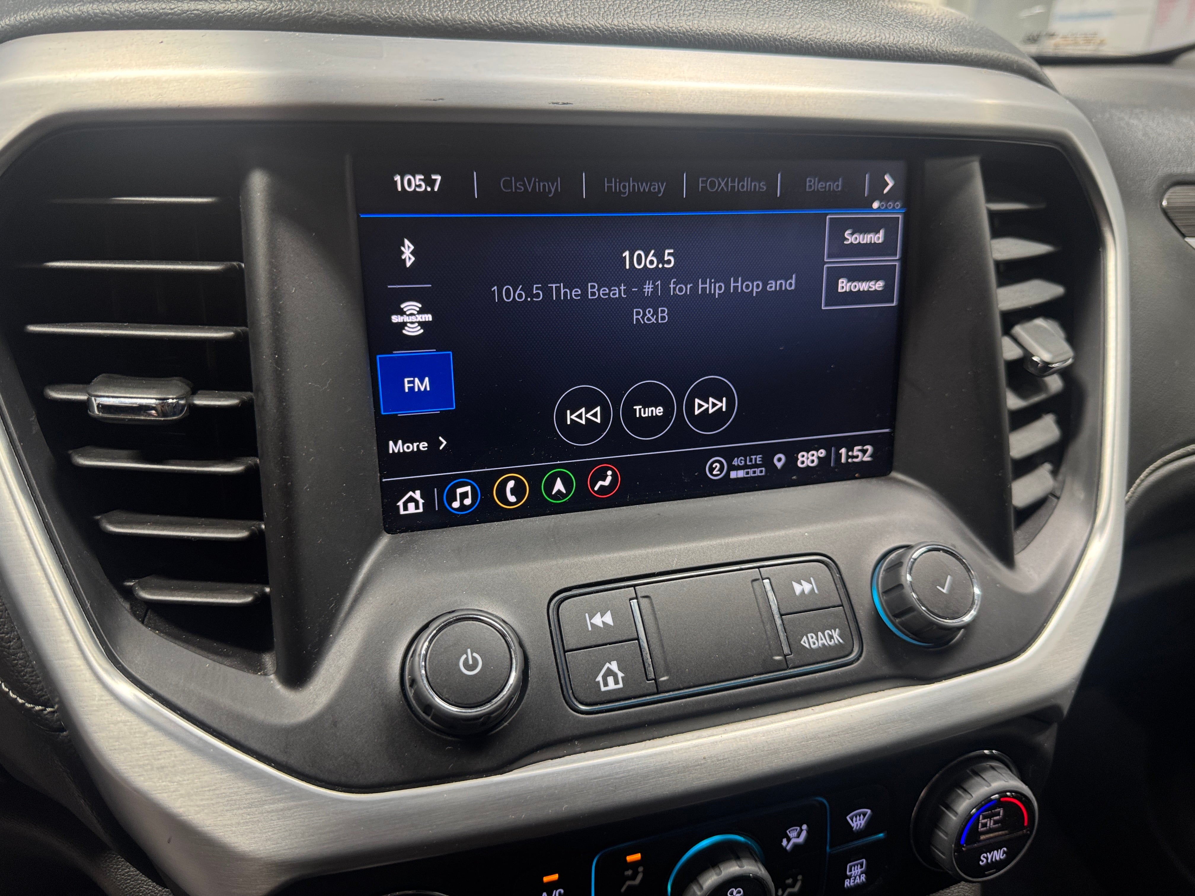 Thumbnail: 2023 GMC Acadia - 3
