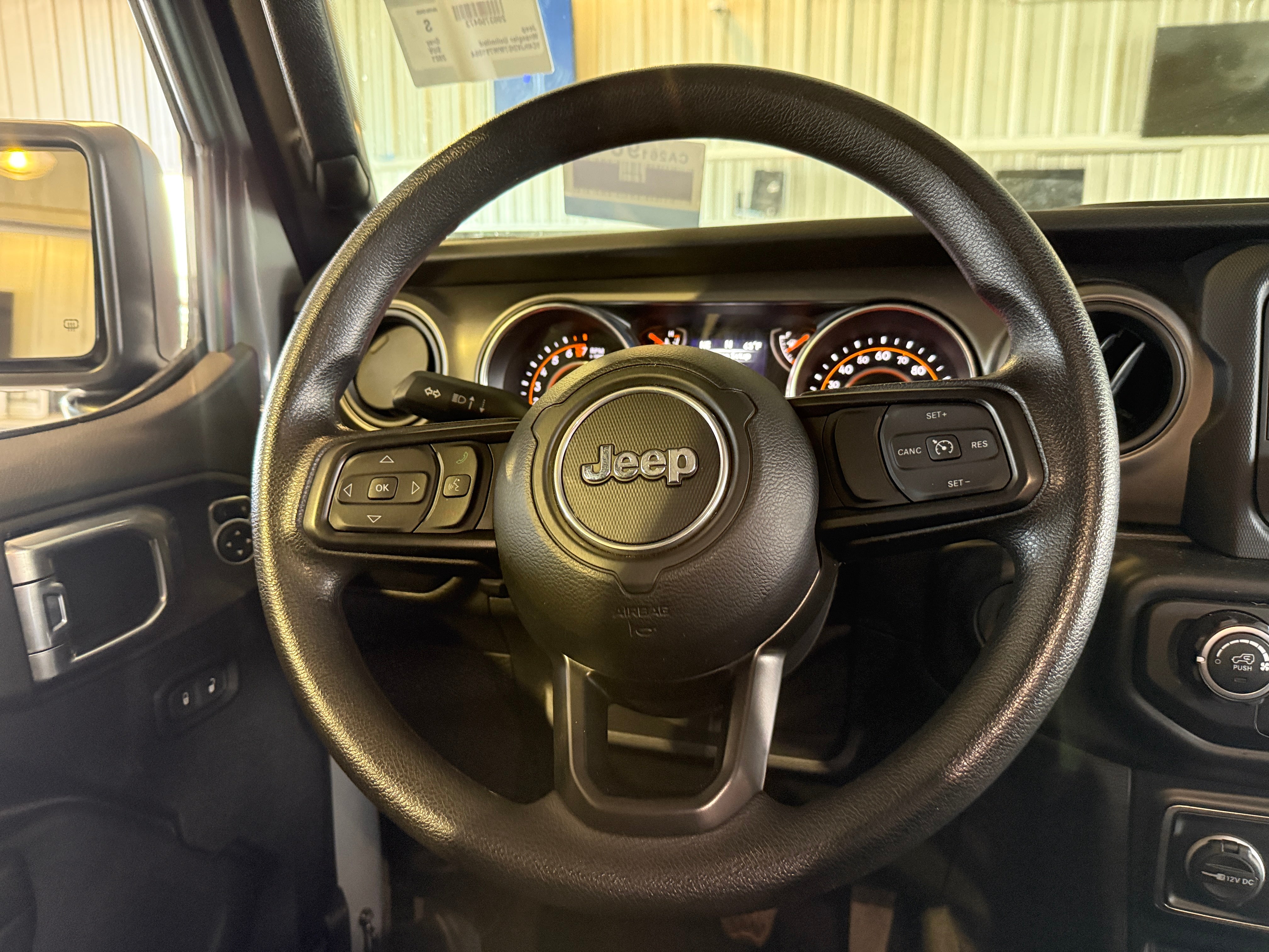 Thumbnail: 2021 Jeep Wrangler - 5