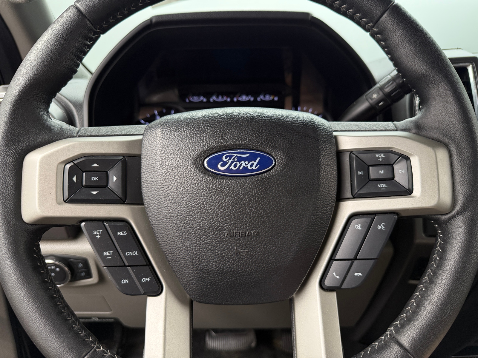Thumbnail: 2019 Ford Econoline - 5