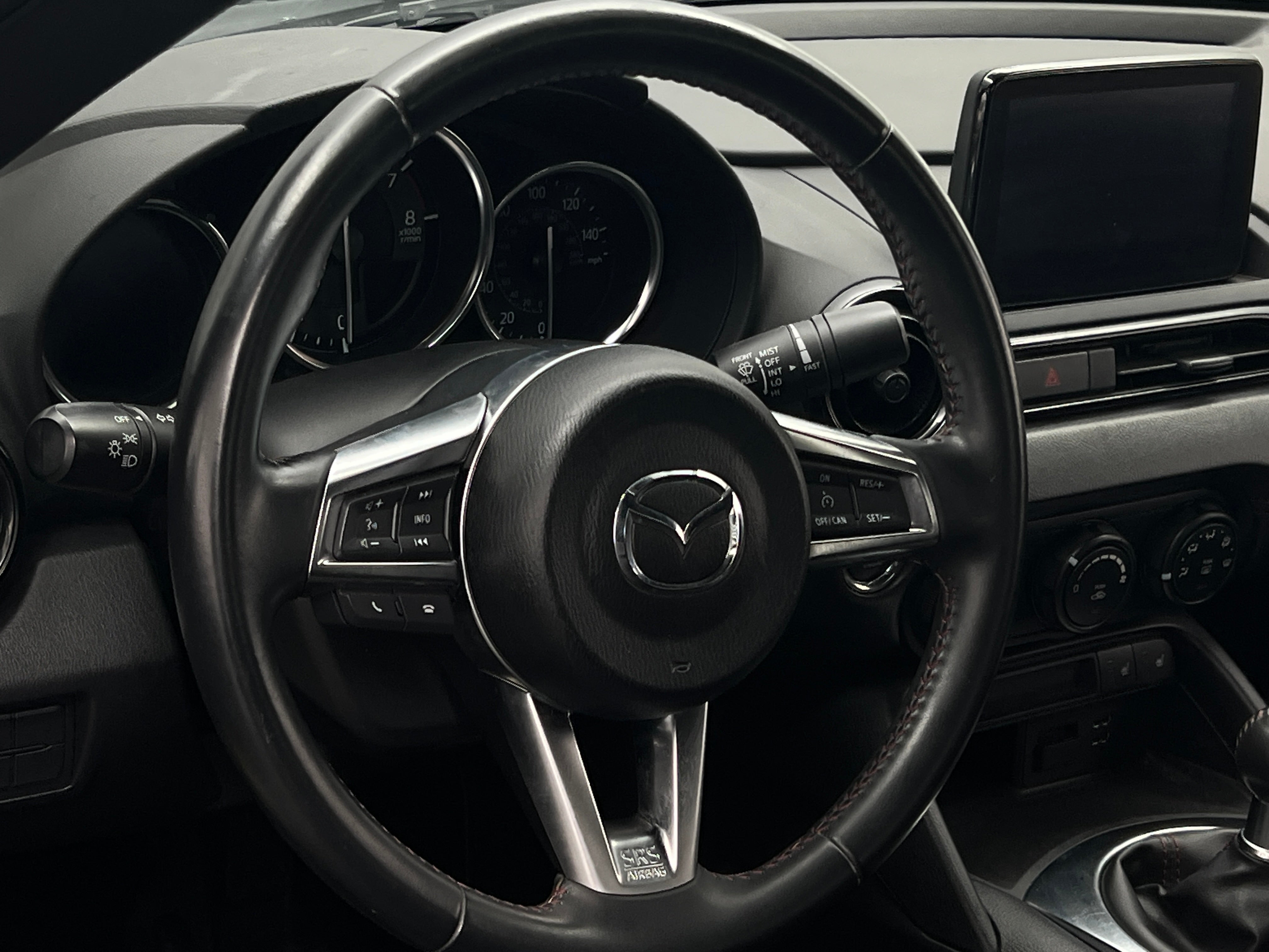 Thumbnail: 2018 Mazda MX-5 Miata - 4