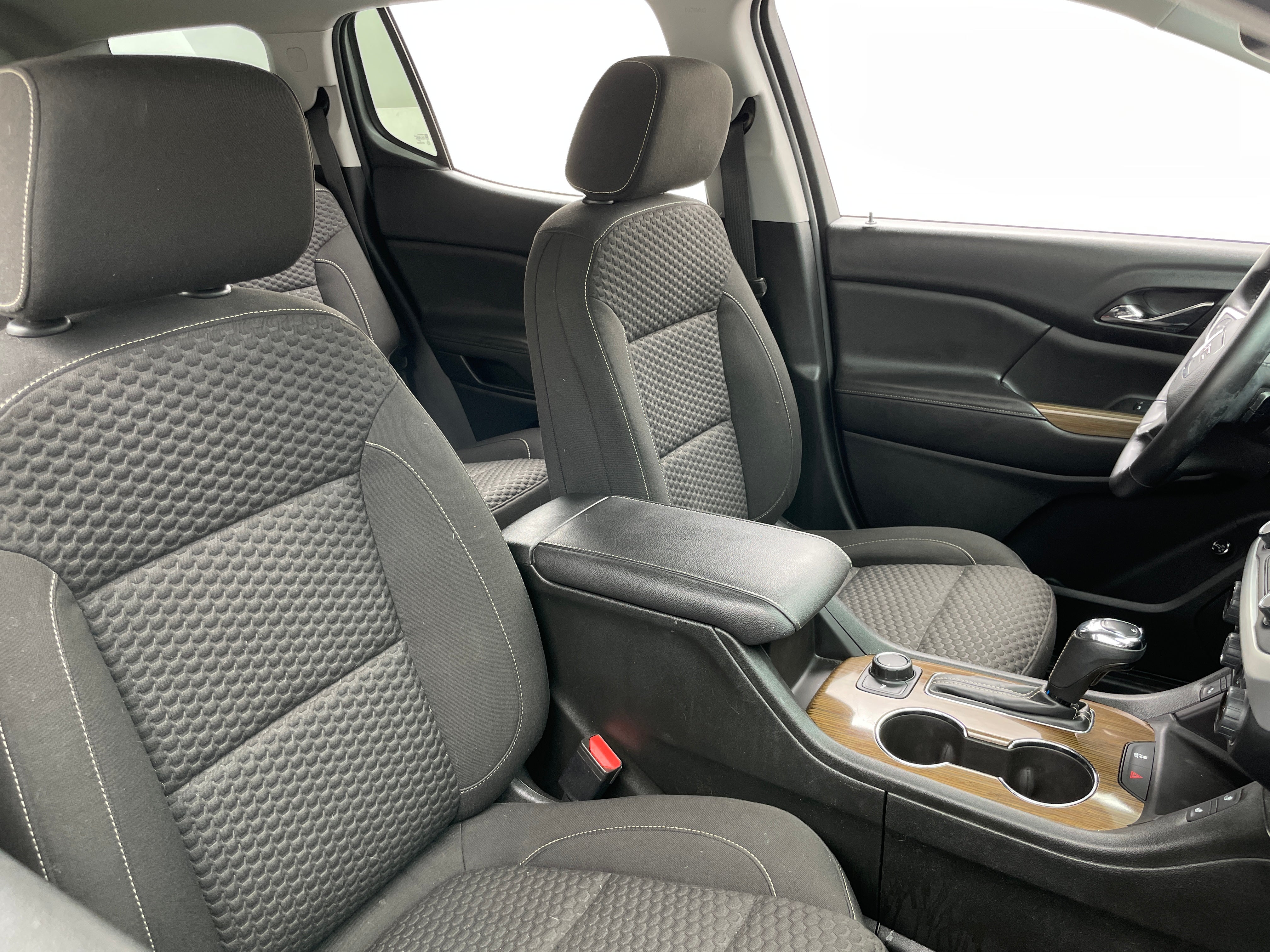 Thumbnail: 2017 GMC Acadia - 2