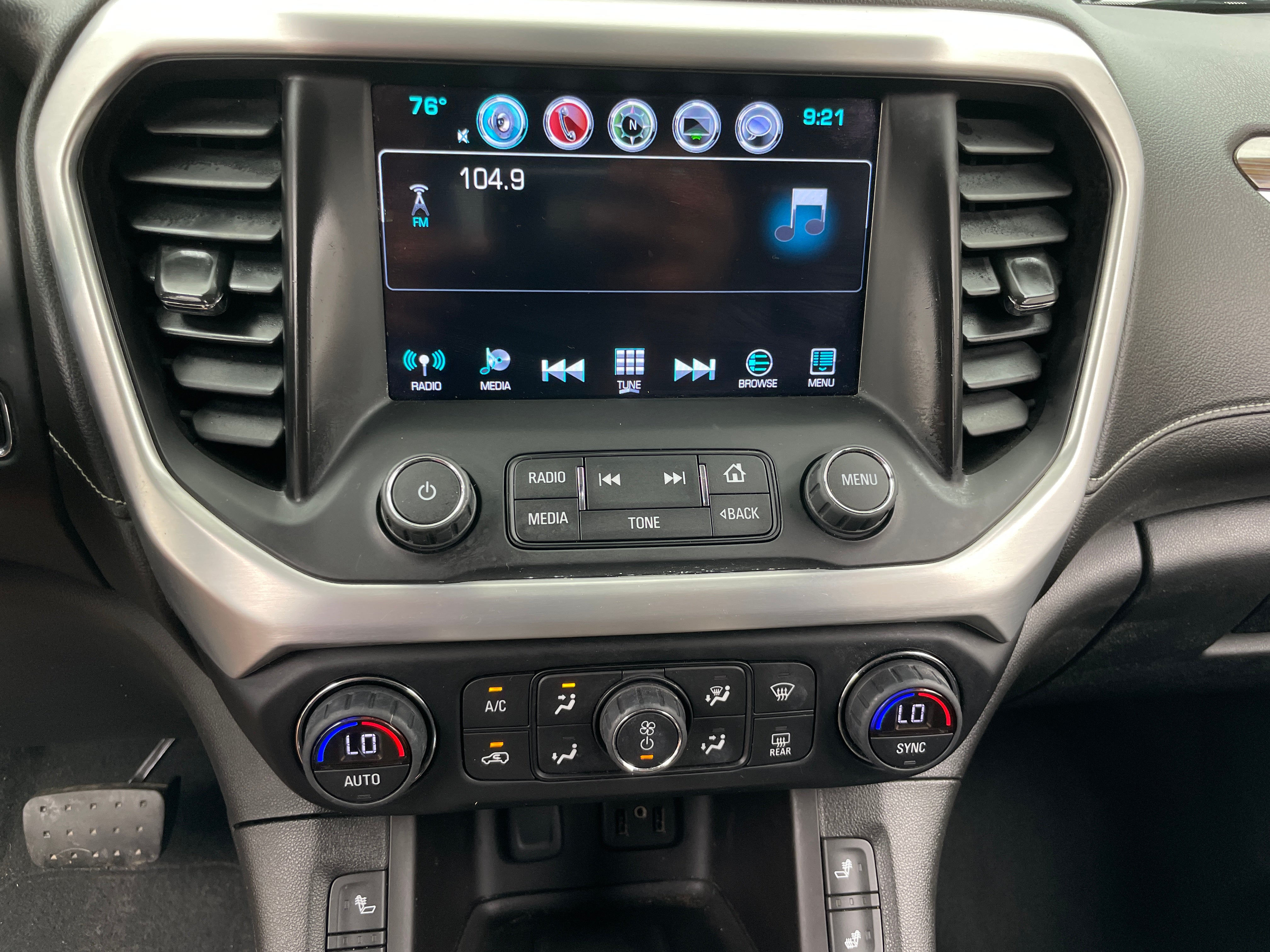 Thumbnail: 2017 GMC Acadia - 4