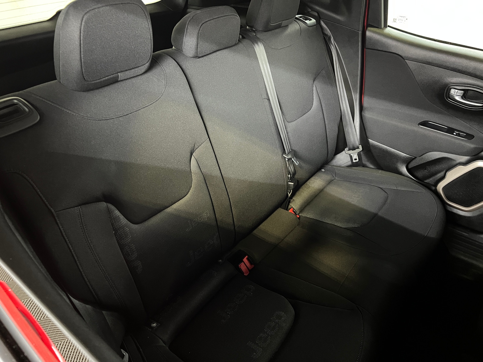 Thumbnail: 2017 Jeep Renegade - 6