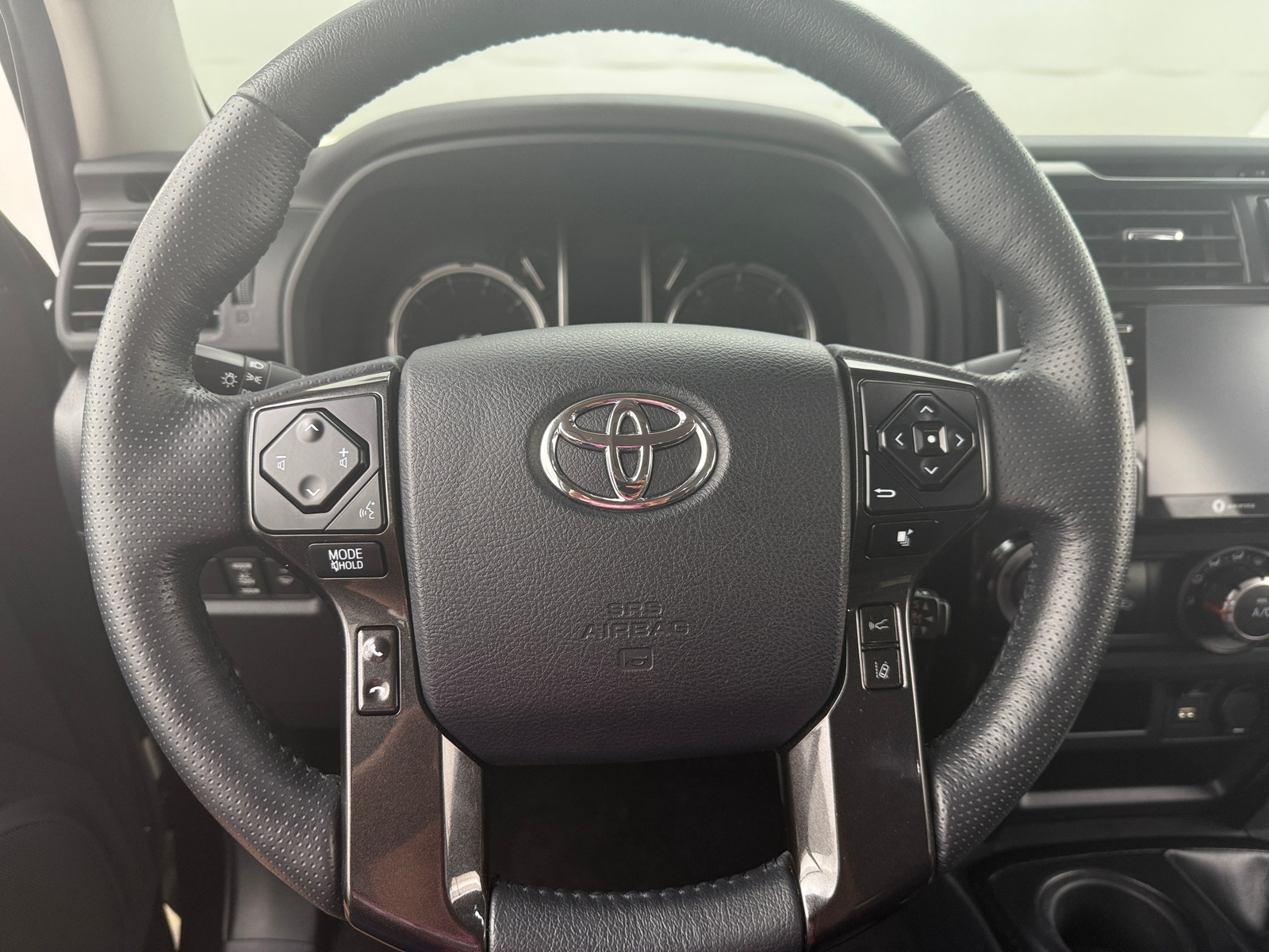 Thumbnail: 2023 Toyota 4Runner - 4