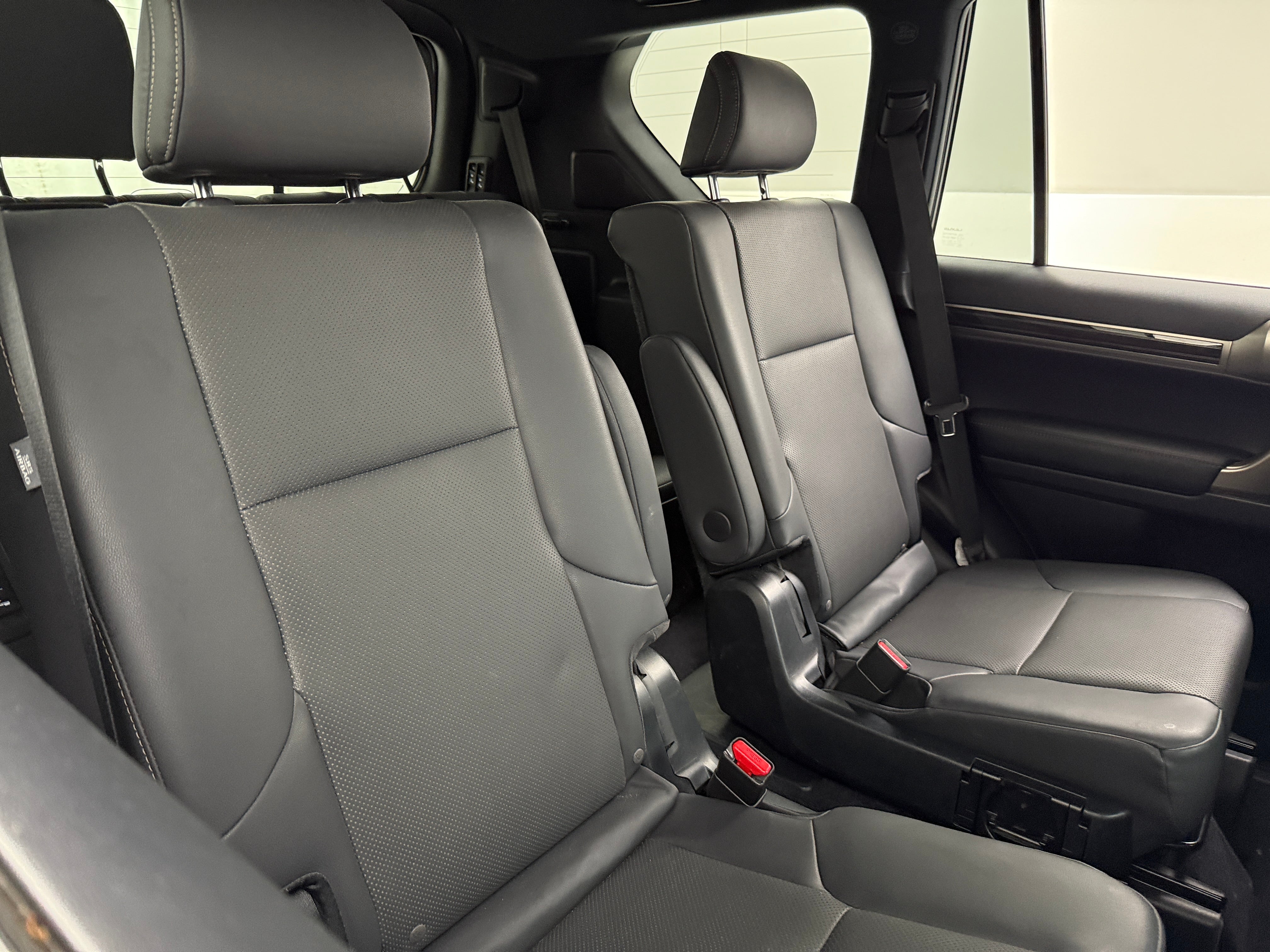 Thumbnail: 2021 Lexus GX - 5