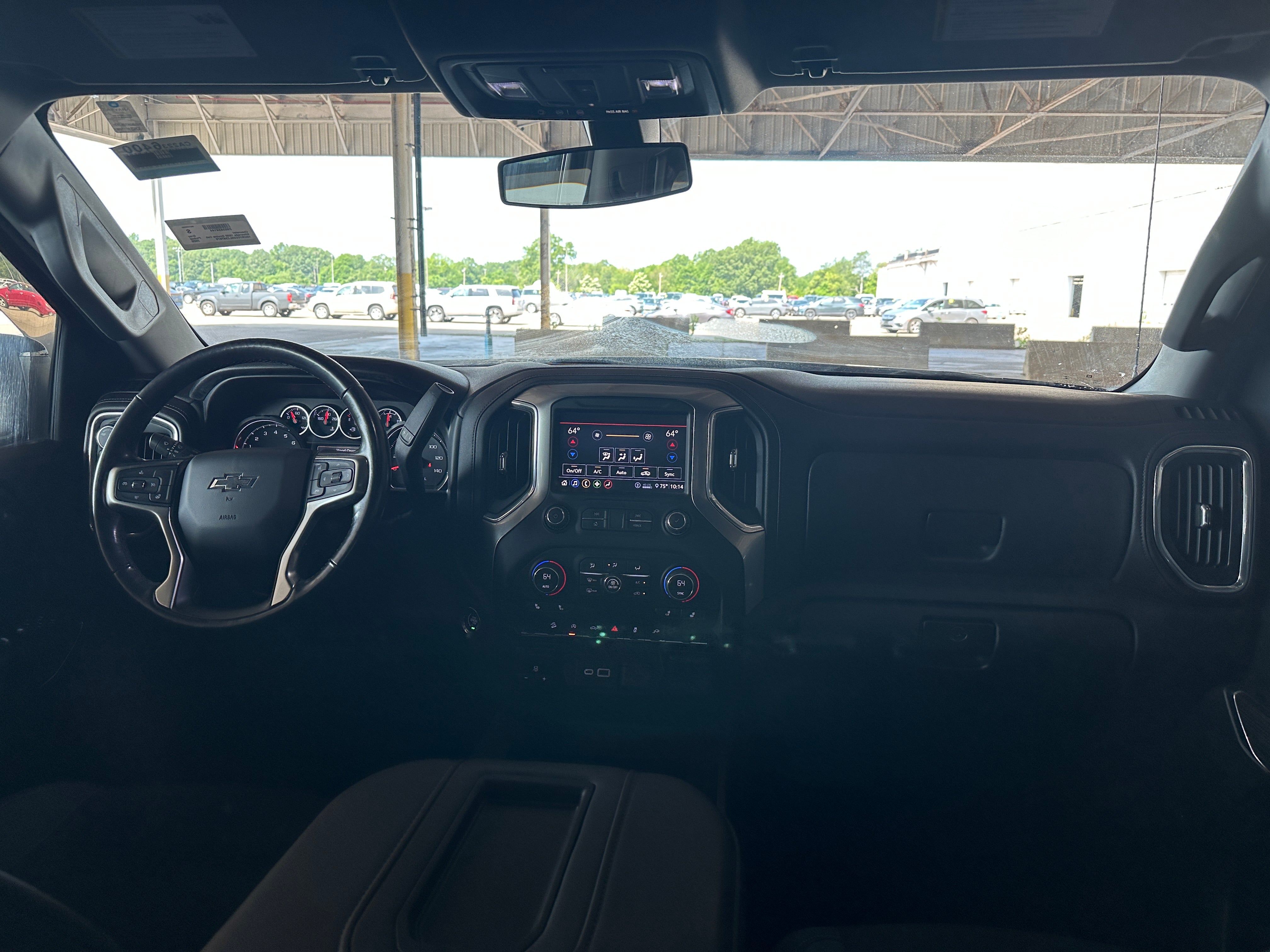 Thumbnail: 2020 Chevrolet Silverado 1500 - 3