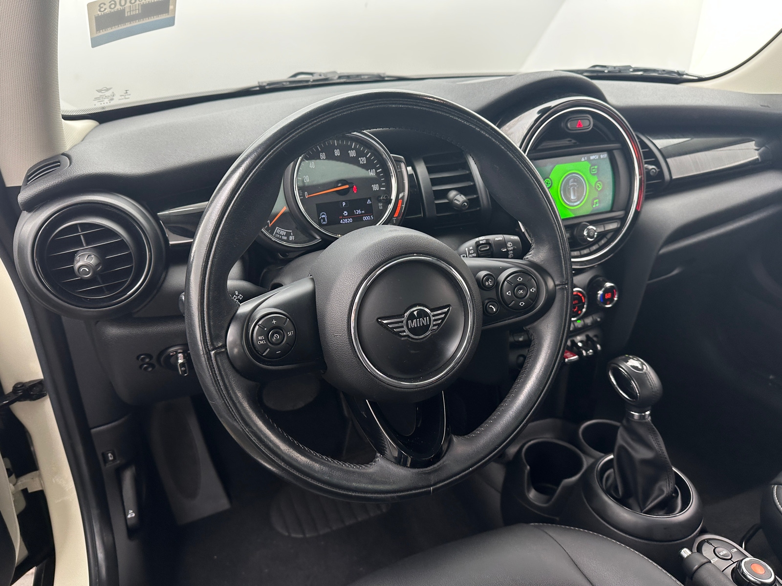 Thumbnail: 2019 MINI Cooper Hardtop - 4