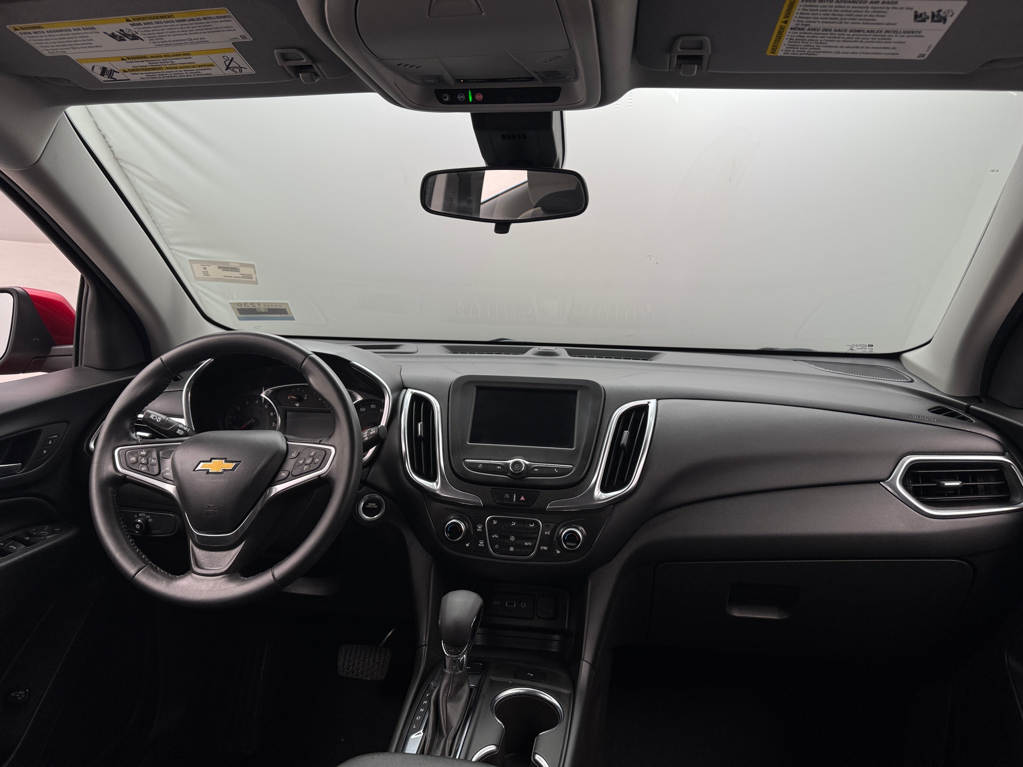Thumbnail: 2022 Chevrolet Equinox - 3