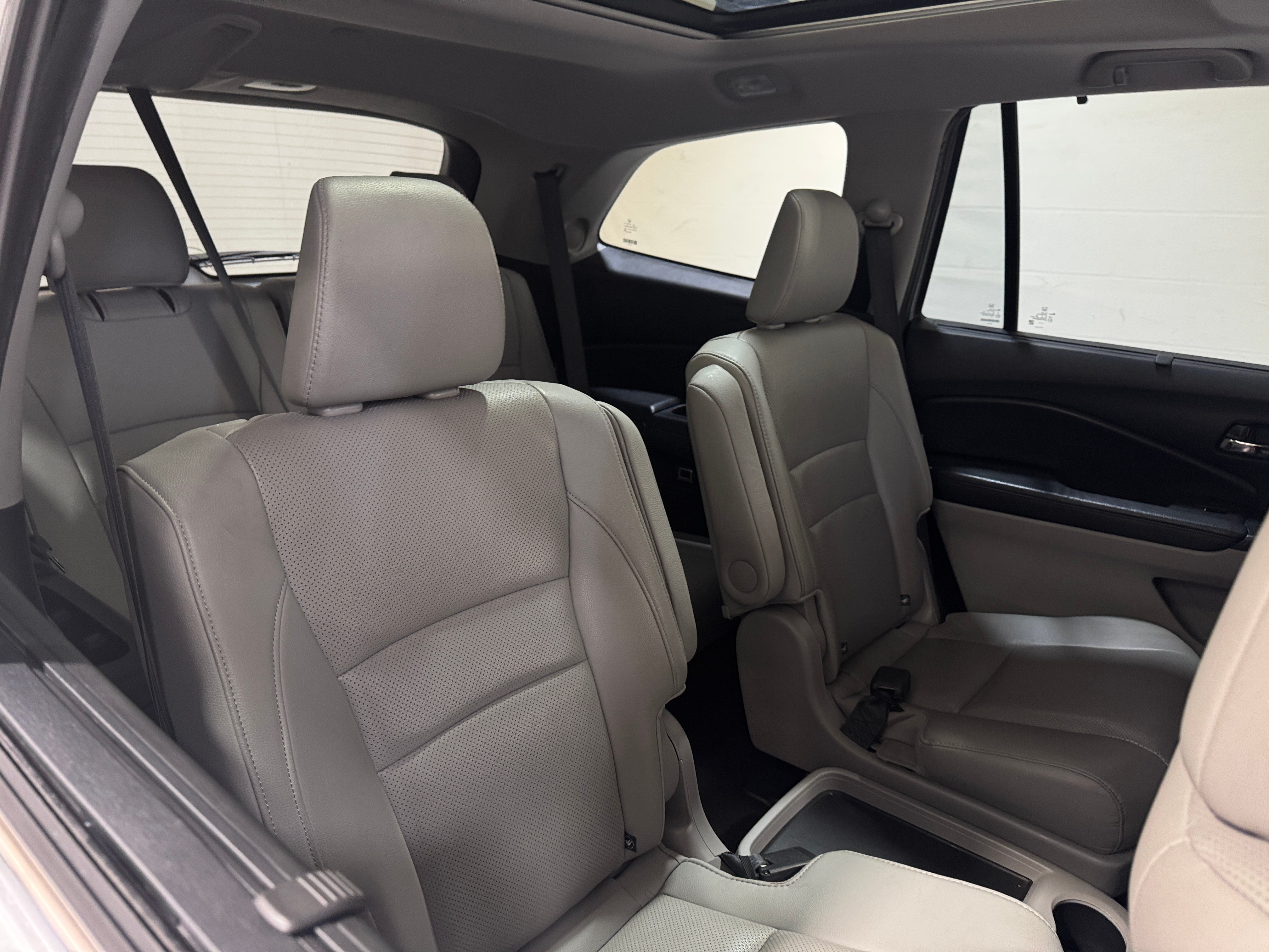Thumbnail: 2019 Honda Pilot - 5
