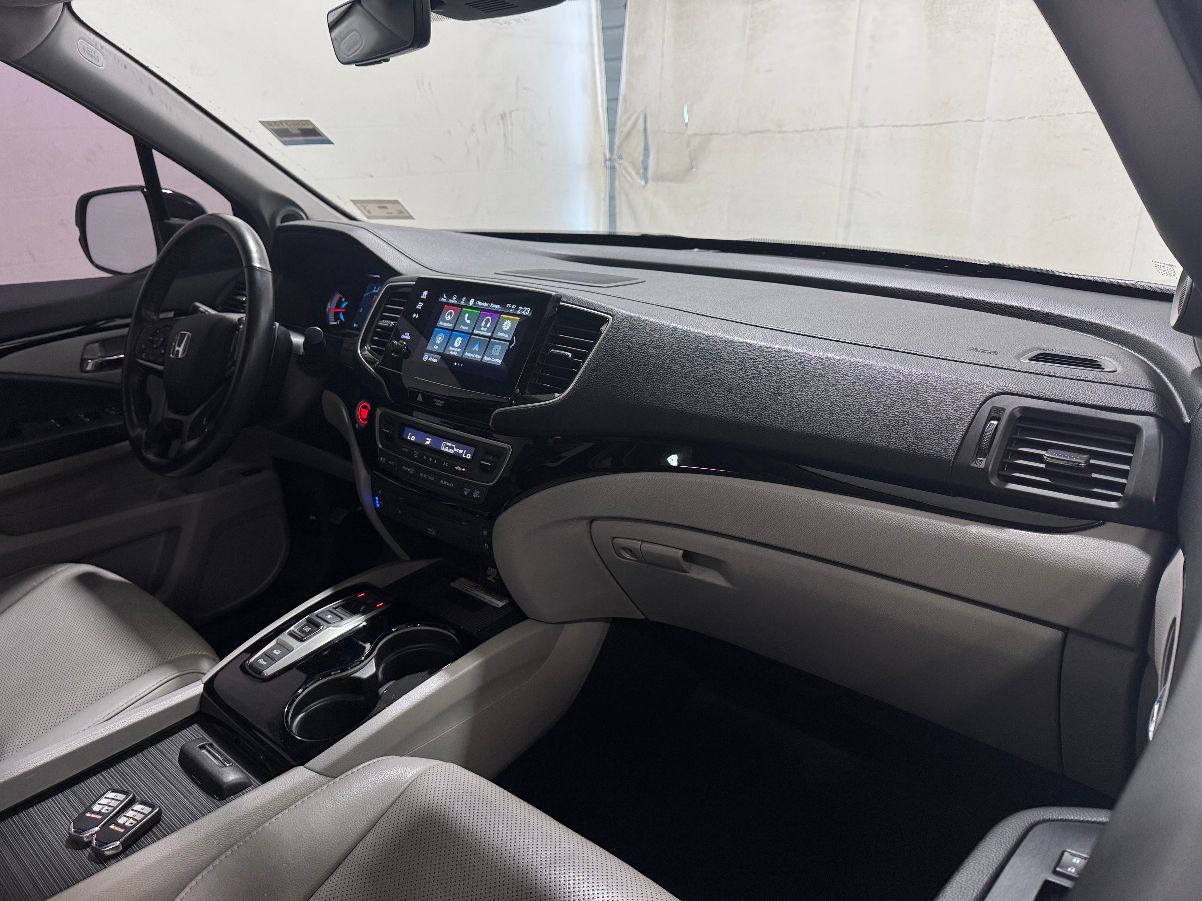 Thumbnail: 2019 Honda Pilot - 2
