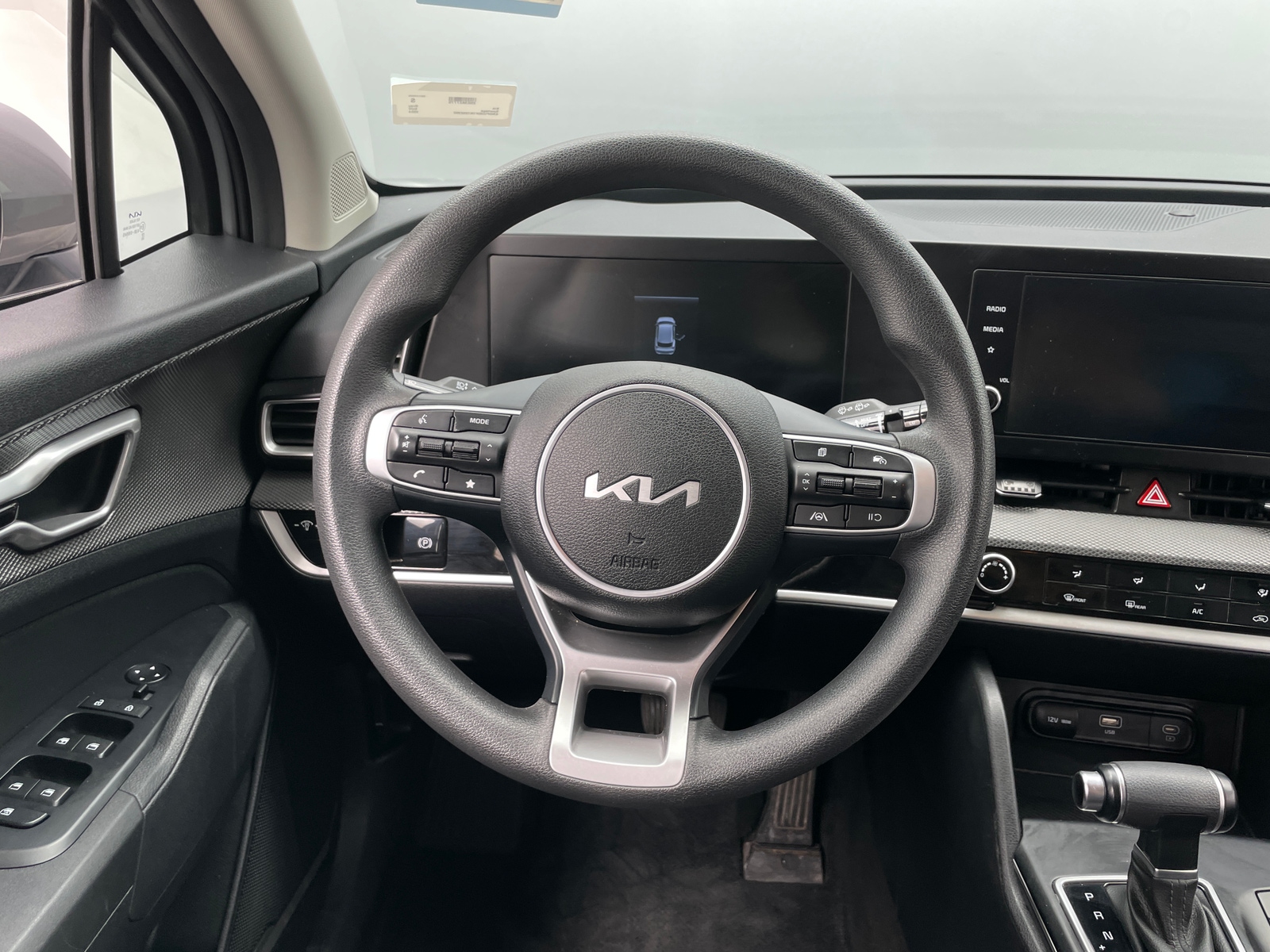Thumbnail: 2024 Kia Sportage - 5