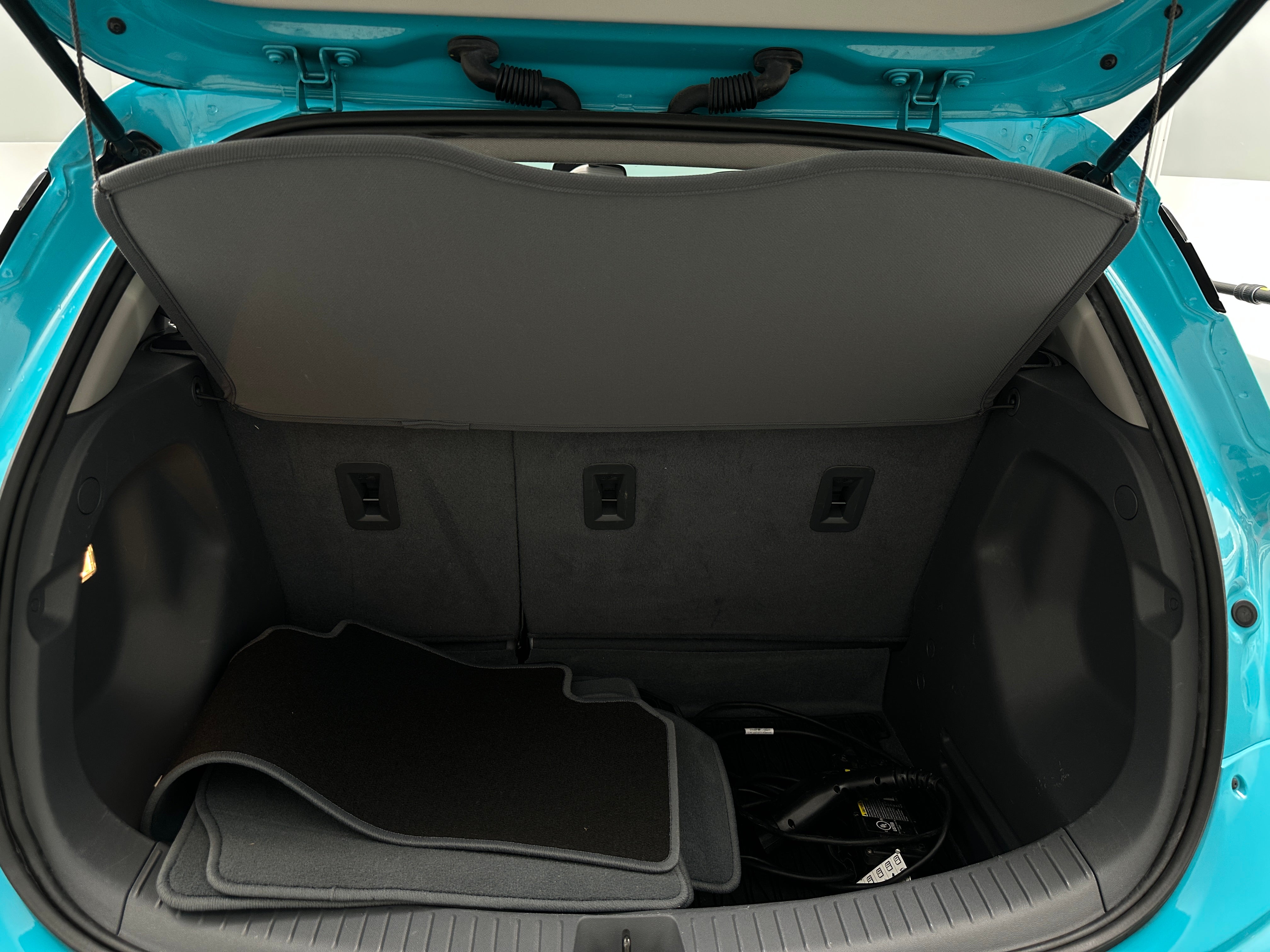 Thumbnail: 2020 Chevrolet Bolt EV - 7