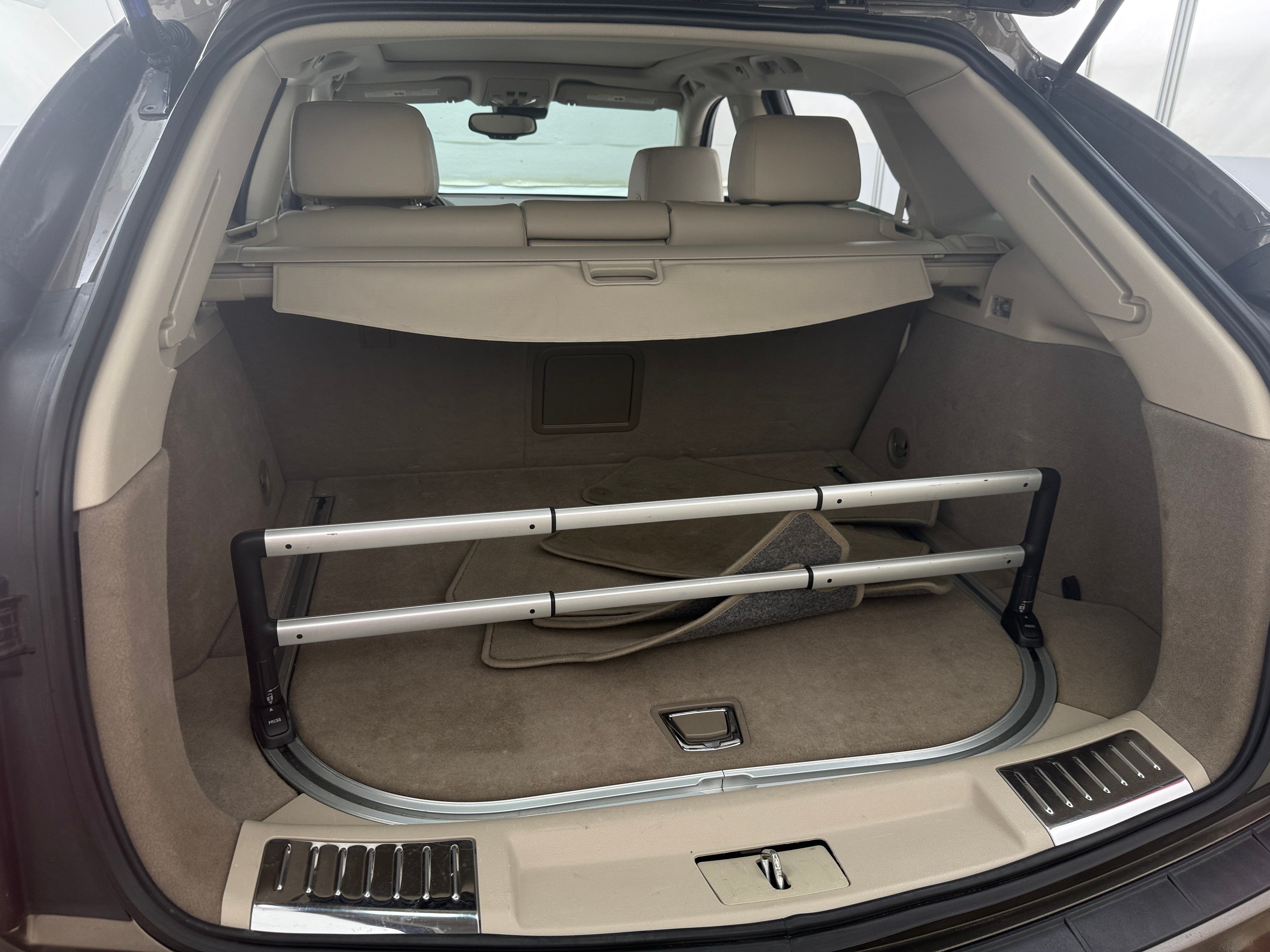 Thumbnail: 2015 Cadillac SRX - 6