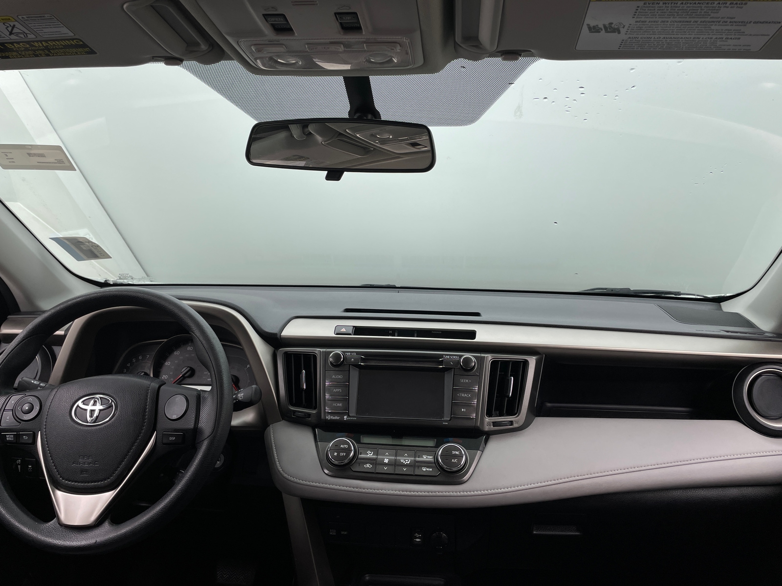 Thumbnail: 2014 Toyota RAV4 - 3