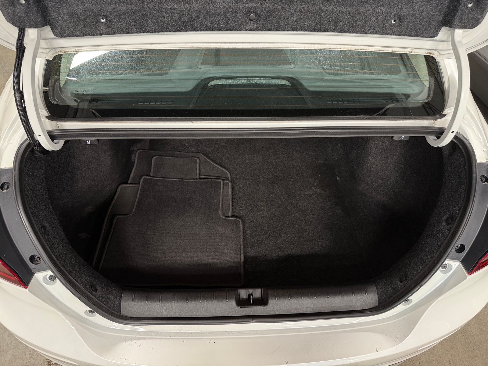 Thumbnail: 2021 Honda Insight - 6