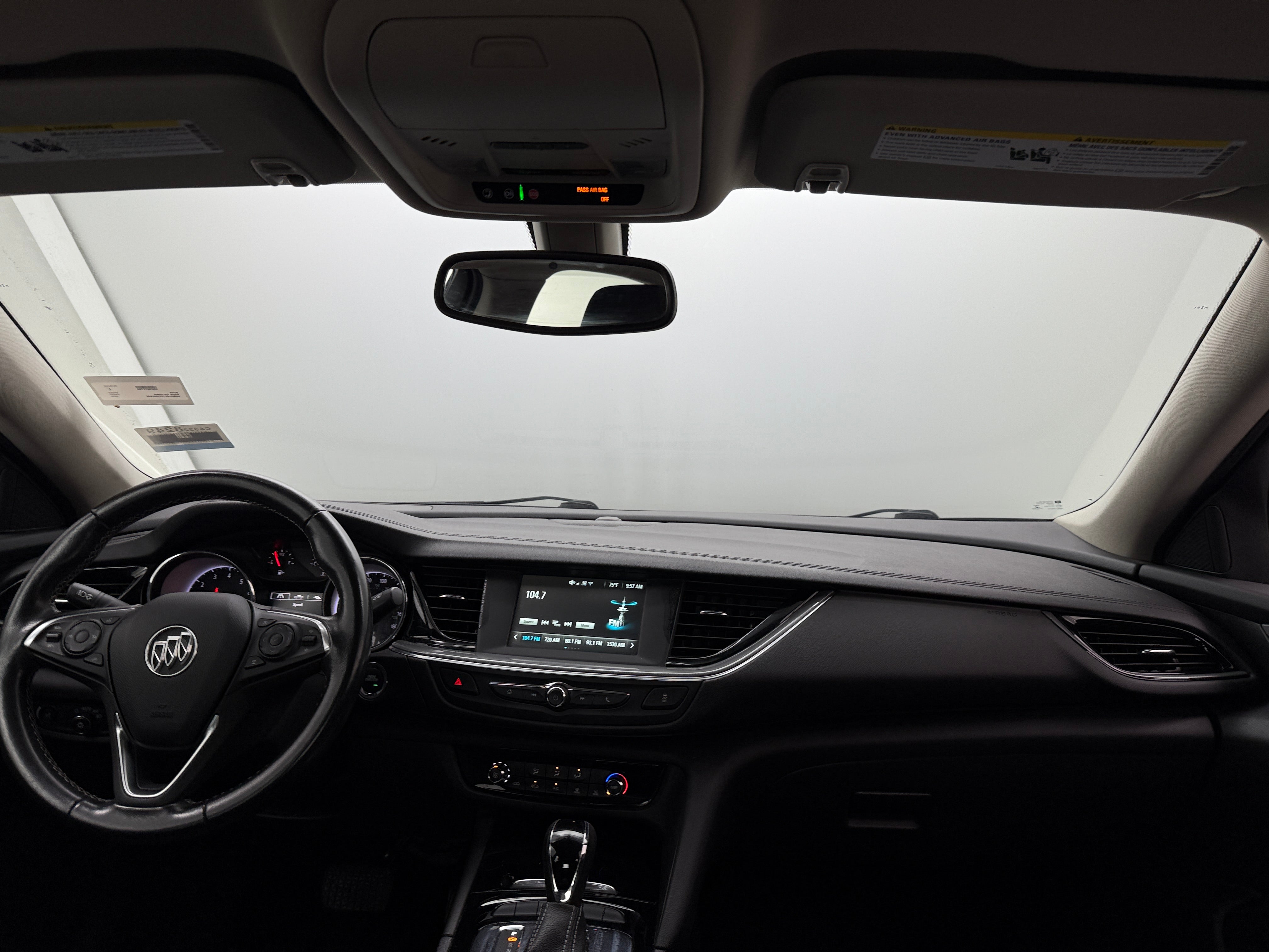 Thumbnail: 2018 Buick Regal - 3