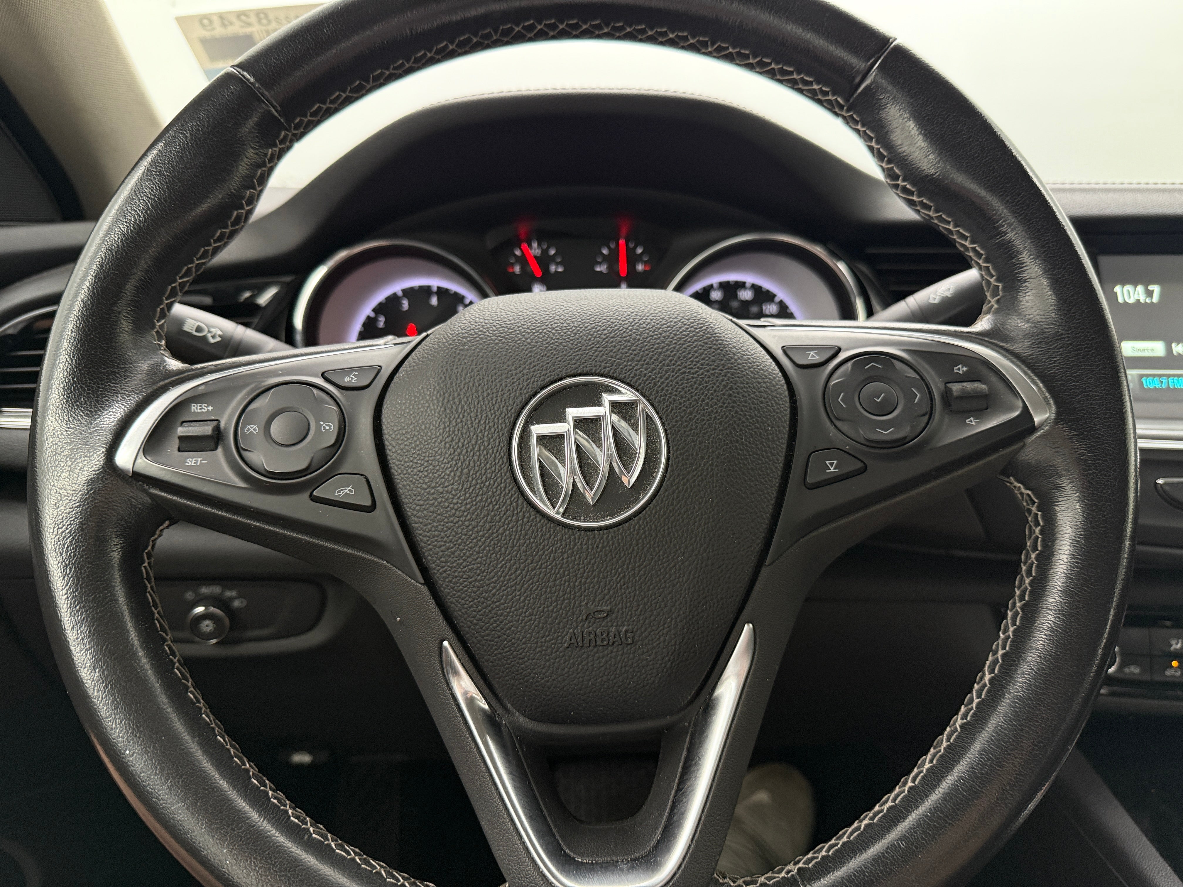 Thumbnail: 2018 Buick Regal - 5