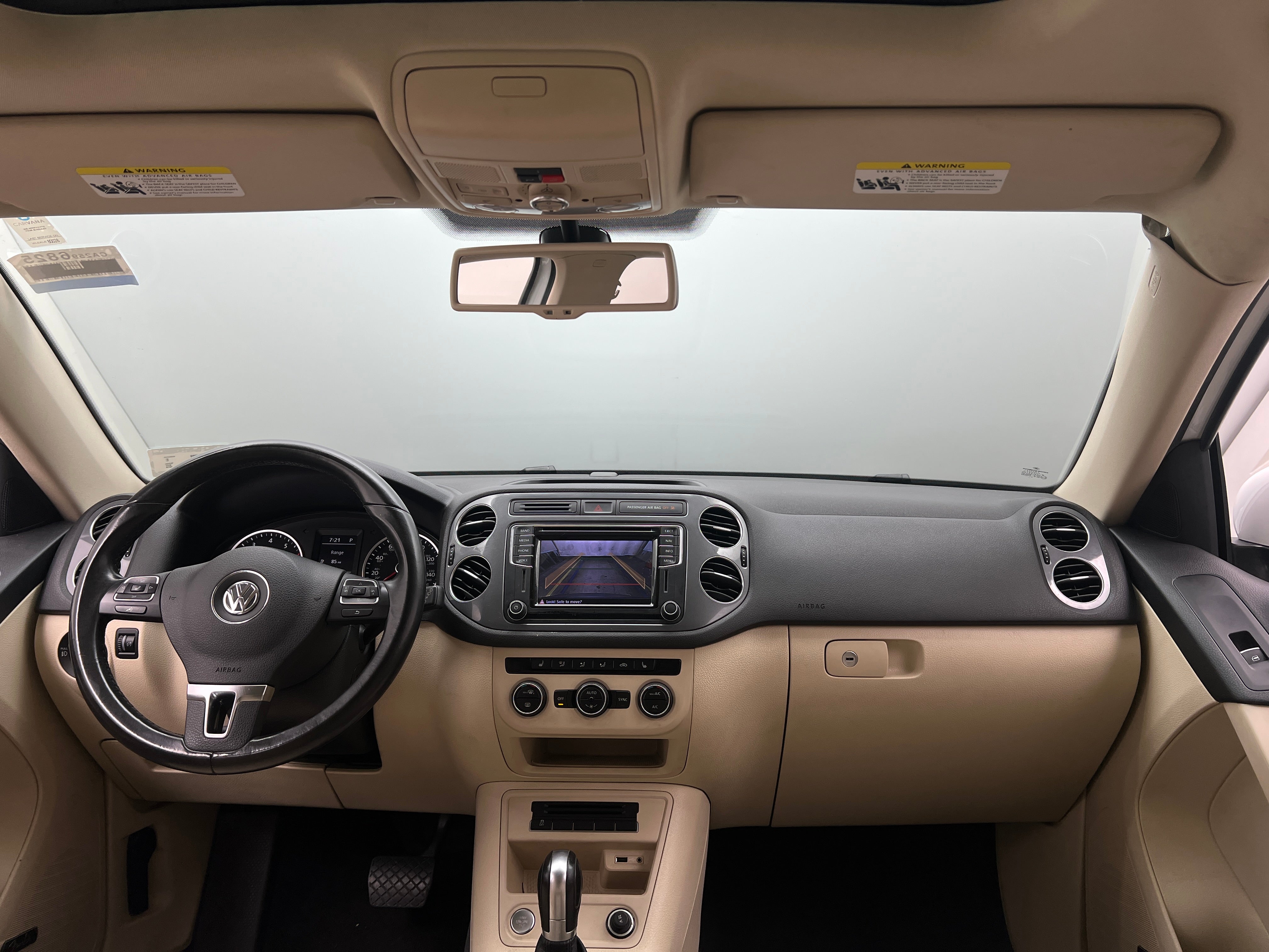 Thumbnail: 2016 Volkswagen Tiguan - 2