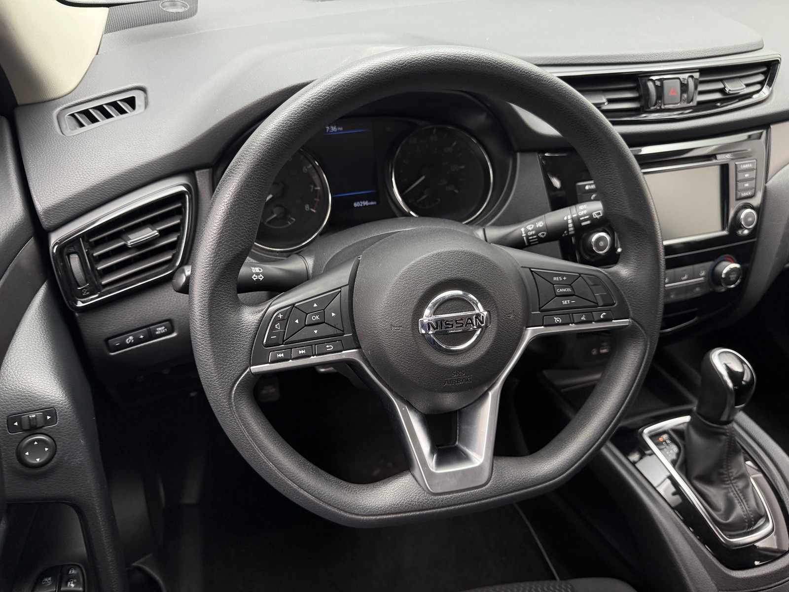 Thumbnail: 2022 Nissan Rogue Sport - 5