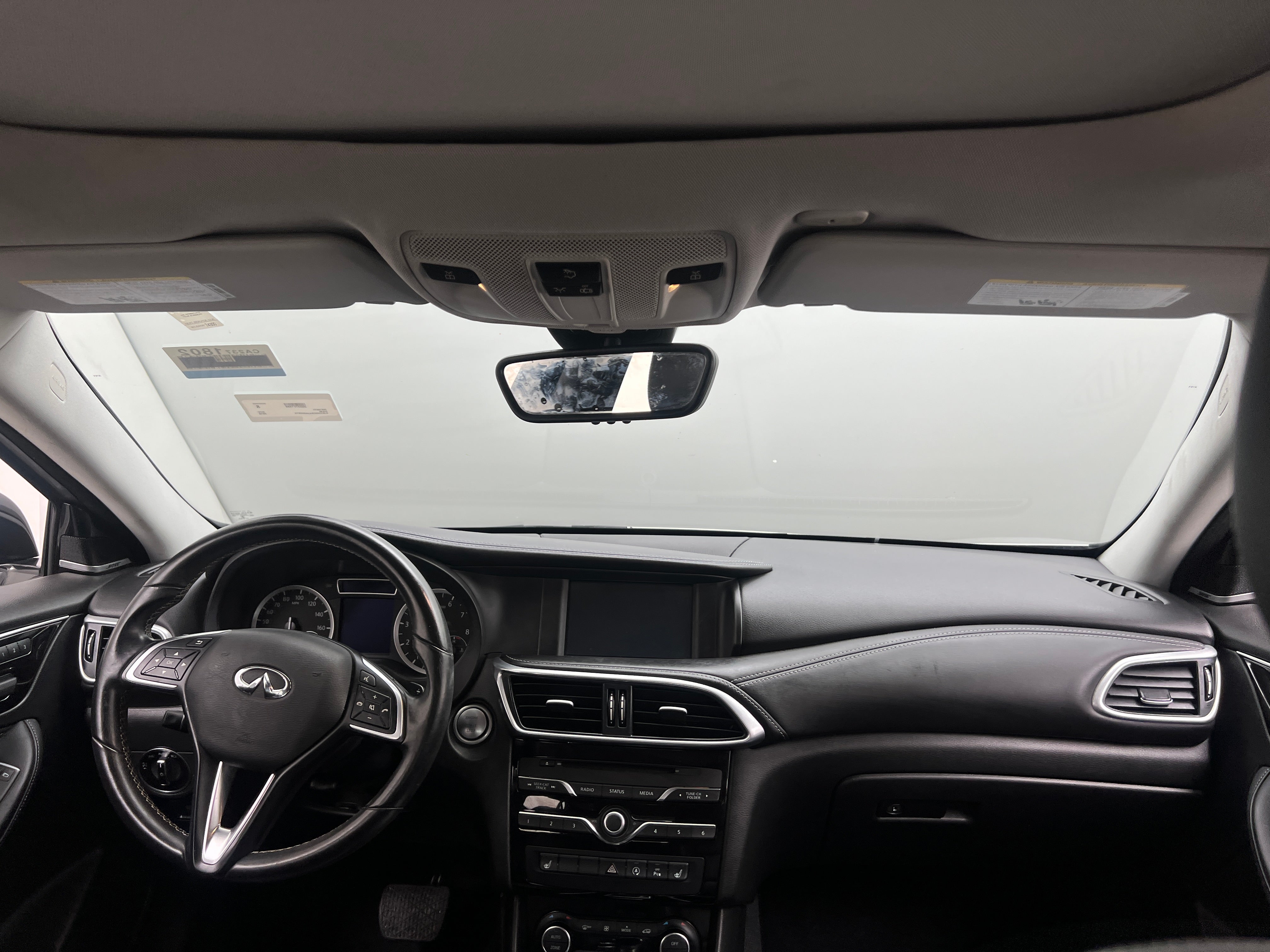 Thumbnail: 2018 INFINITI QX30 - 2