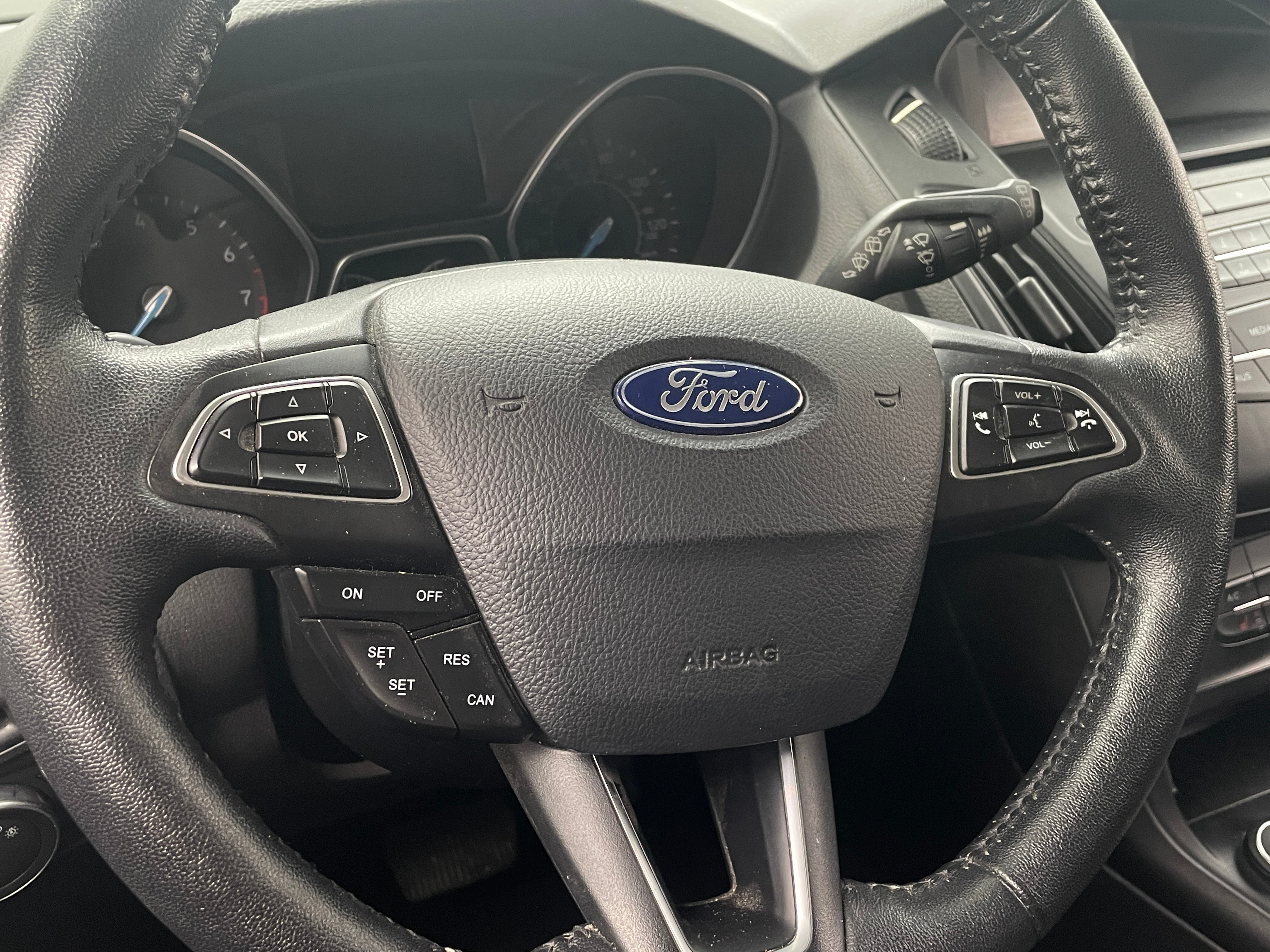 Thumbnail: 2017 Ford Focus - 5
