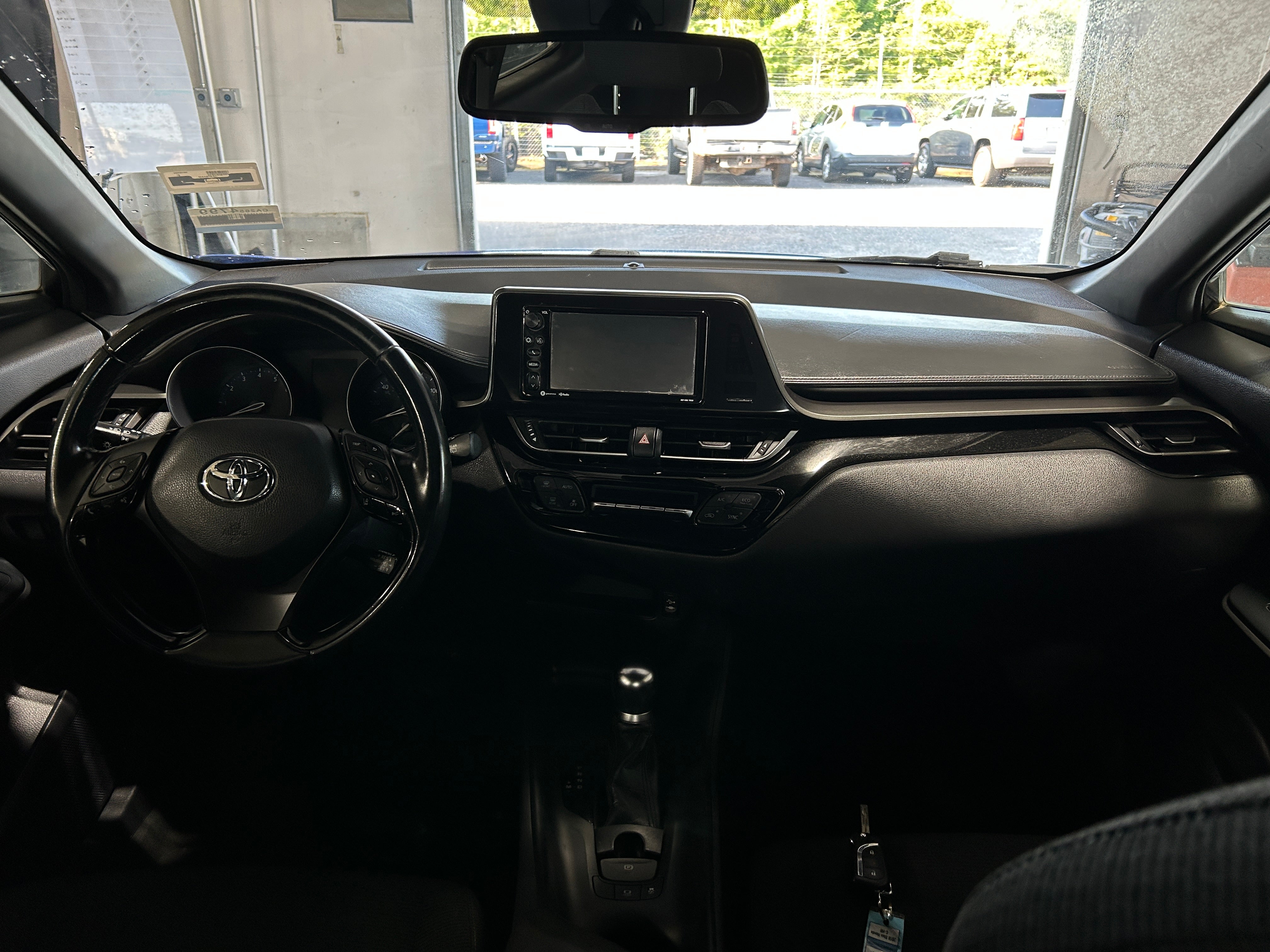 Thumbnail: 2018 Toyota C-HR - 3