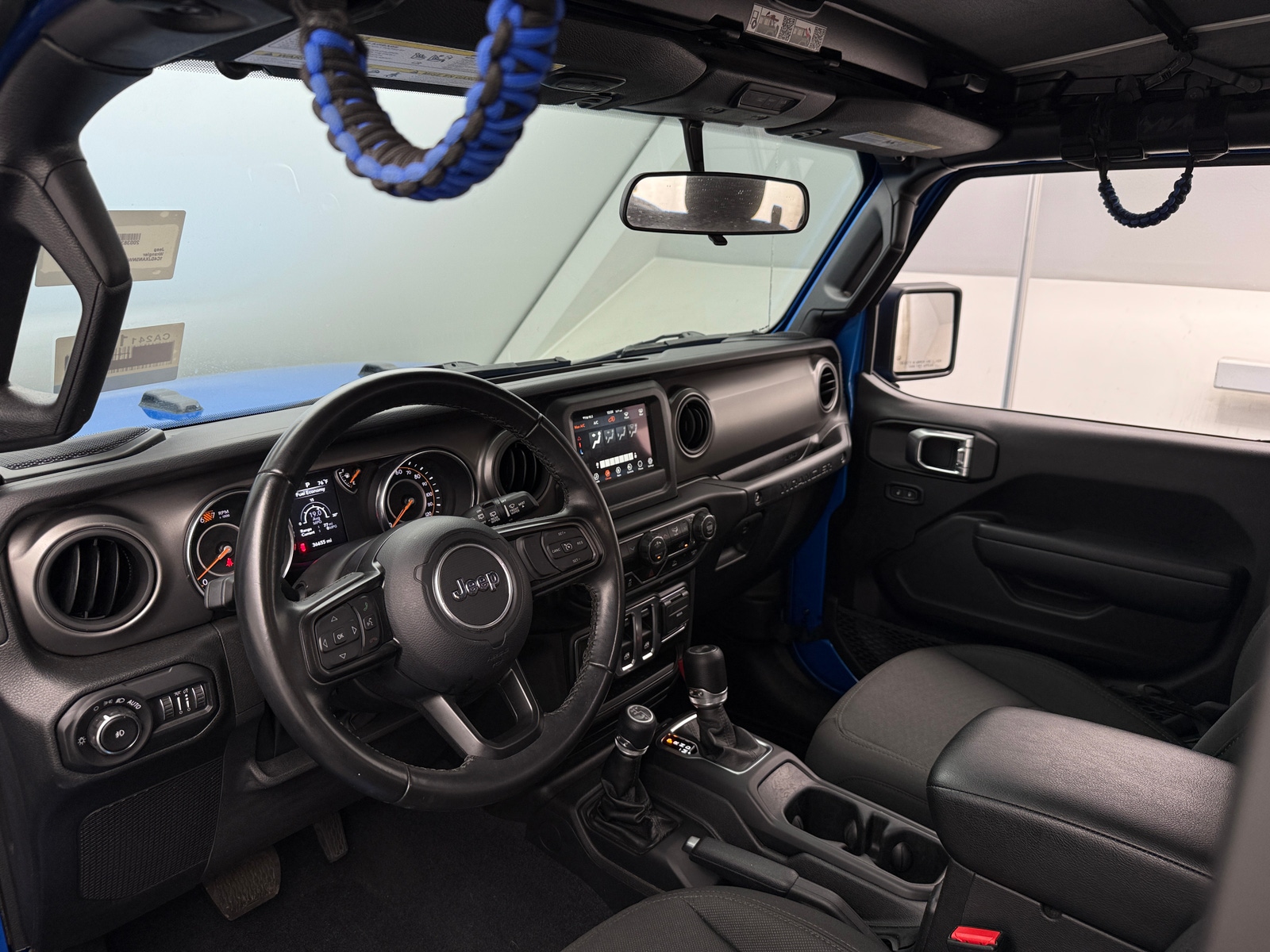 Thumbnail: 2022 Jeep Wrangler - 3