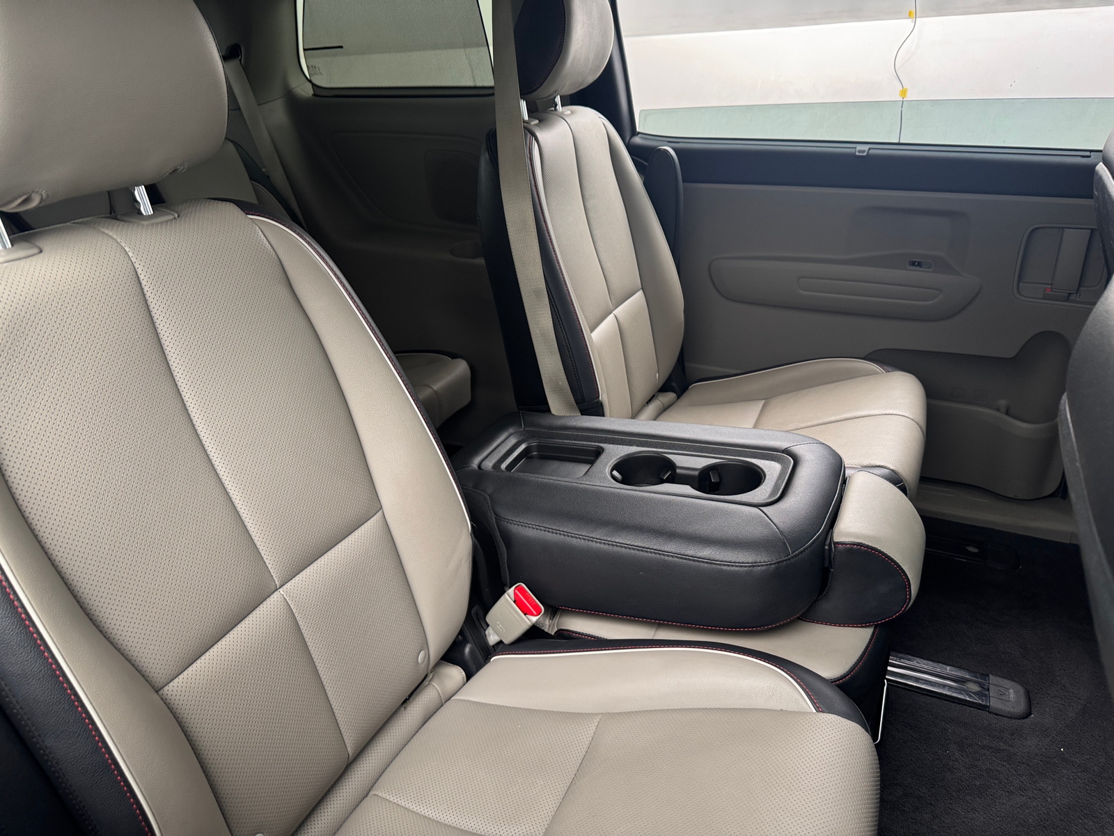 Thumbnail: 2020 Kia Sedona - 5