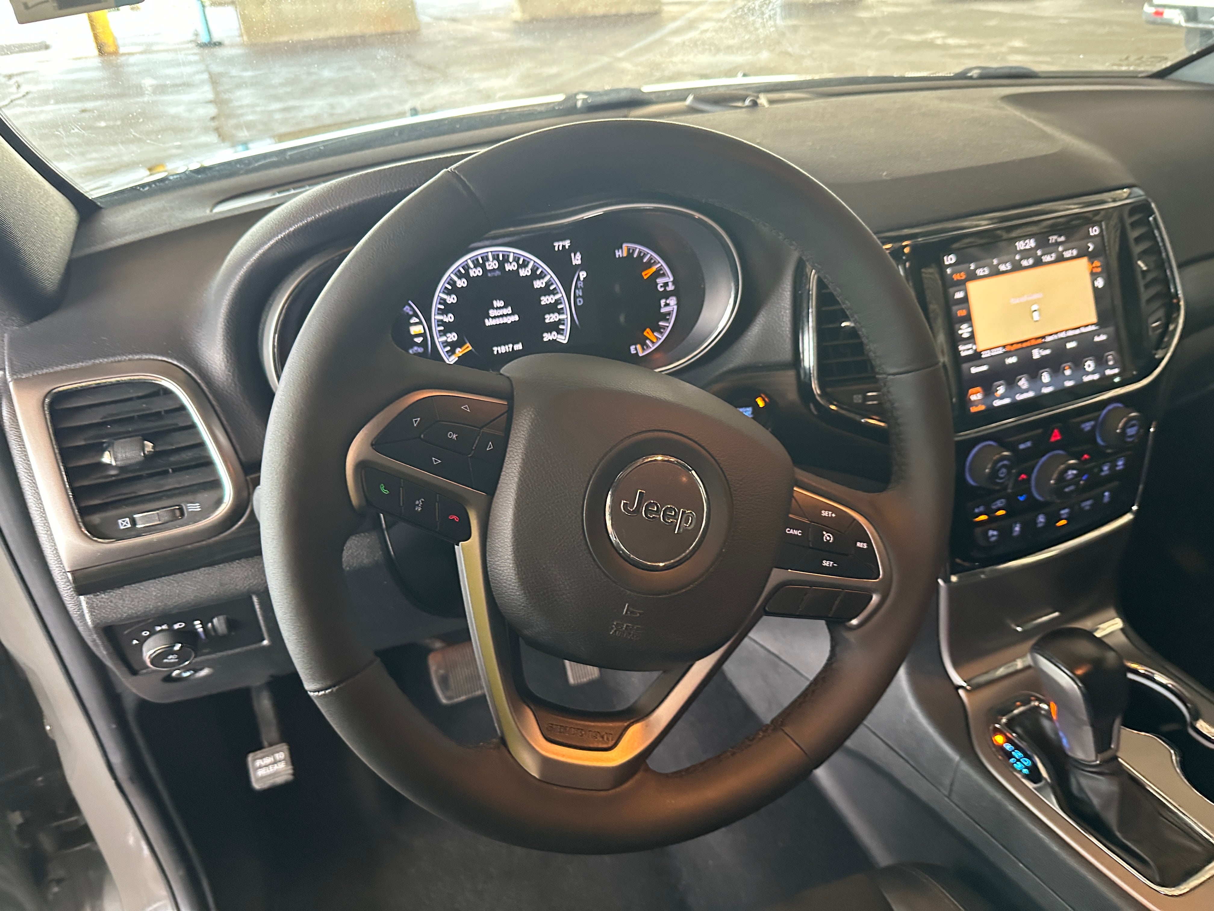 Thumbnail: 2020 Jeep Grand Cherokee - 4