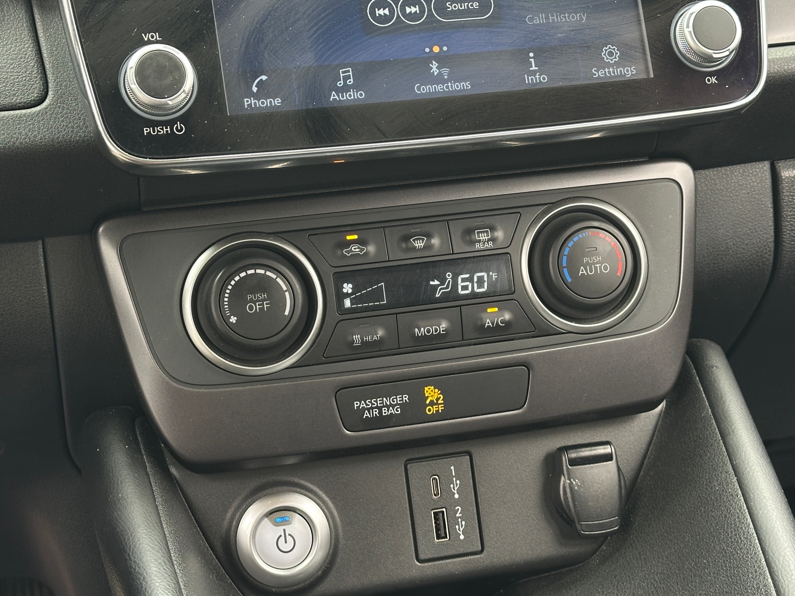 Thumbnail: 2023 Nissan Leaf - 4