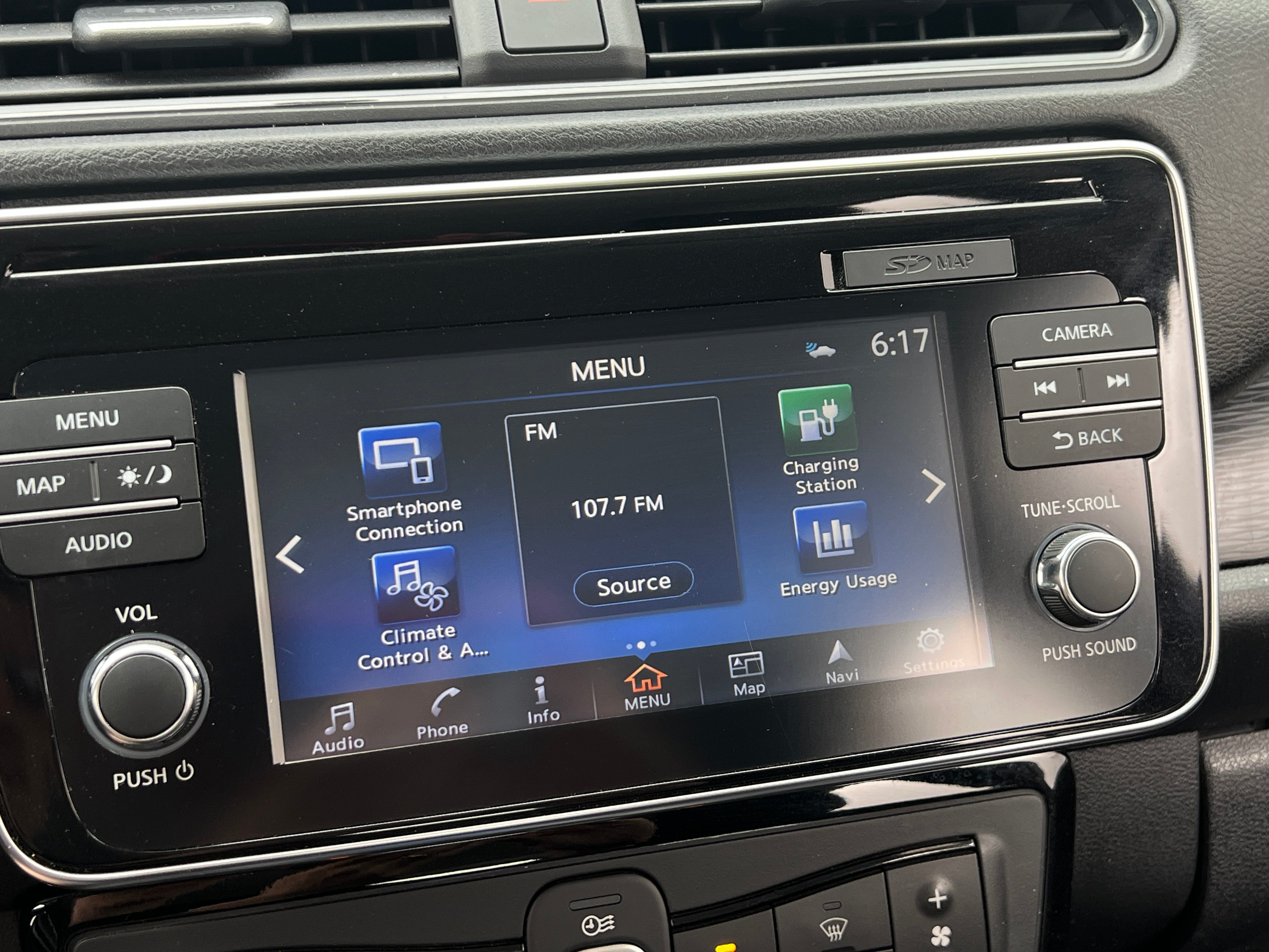 Thumbnail: 2019 Nissan Leaf - 4