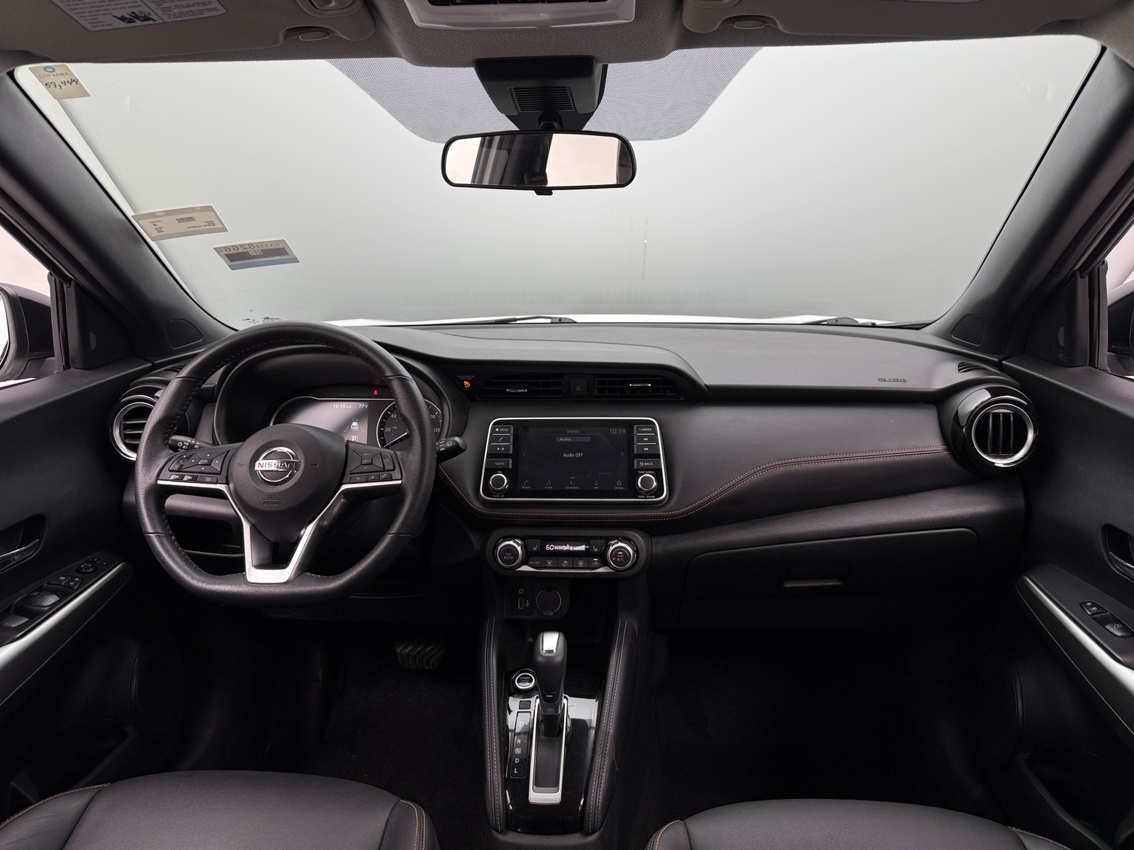 Thumbnail: 2020 Nissan Kicks - 3