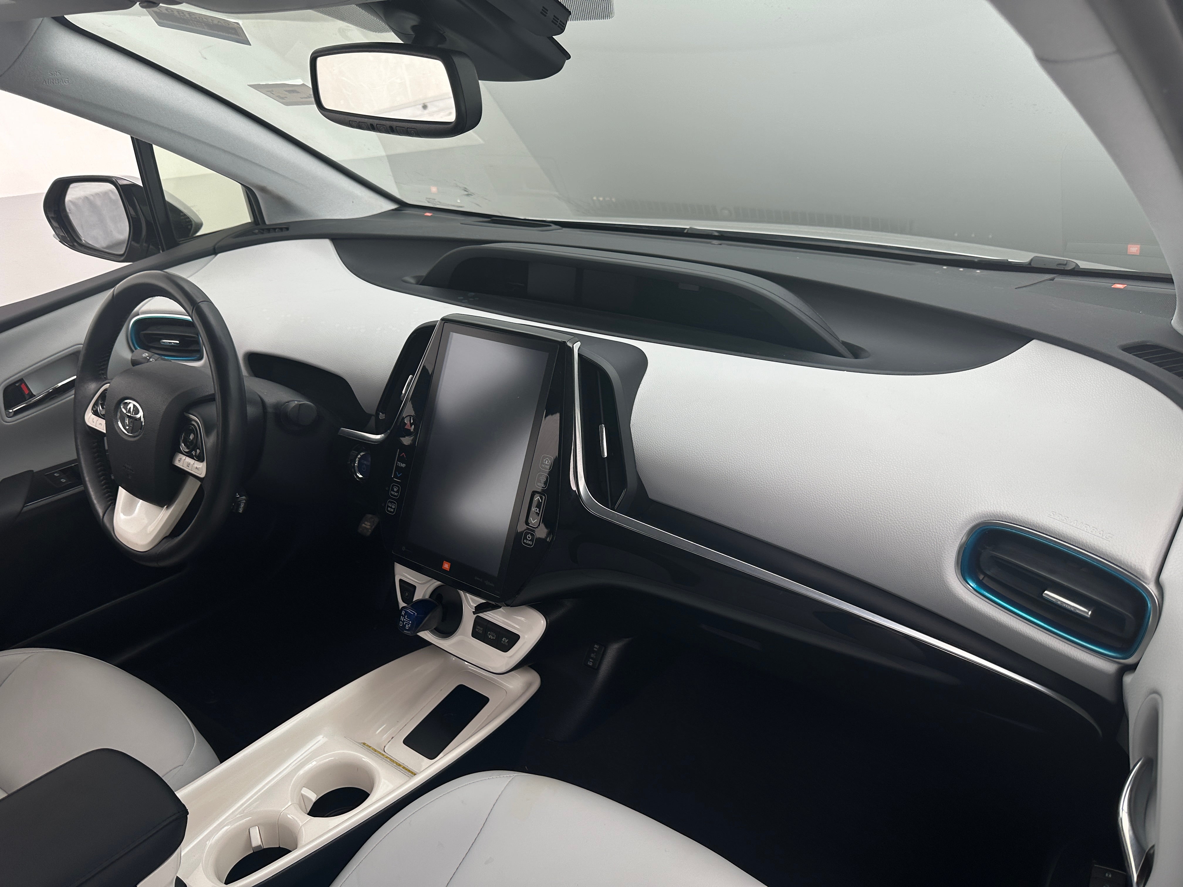 Thumbnail: 2017 Toyota Prius Prime - 2