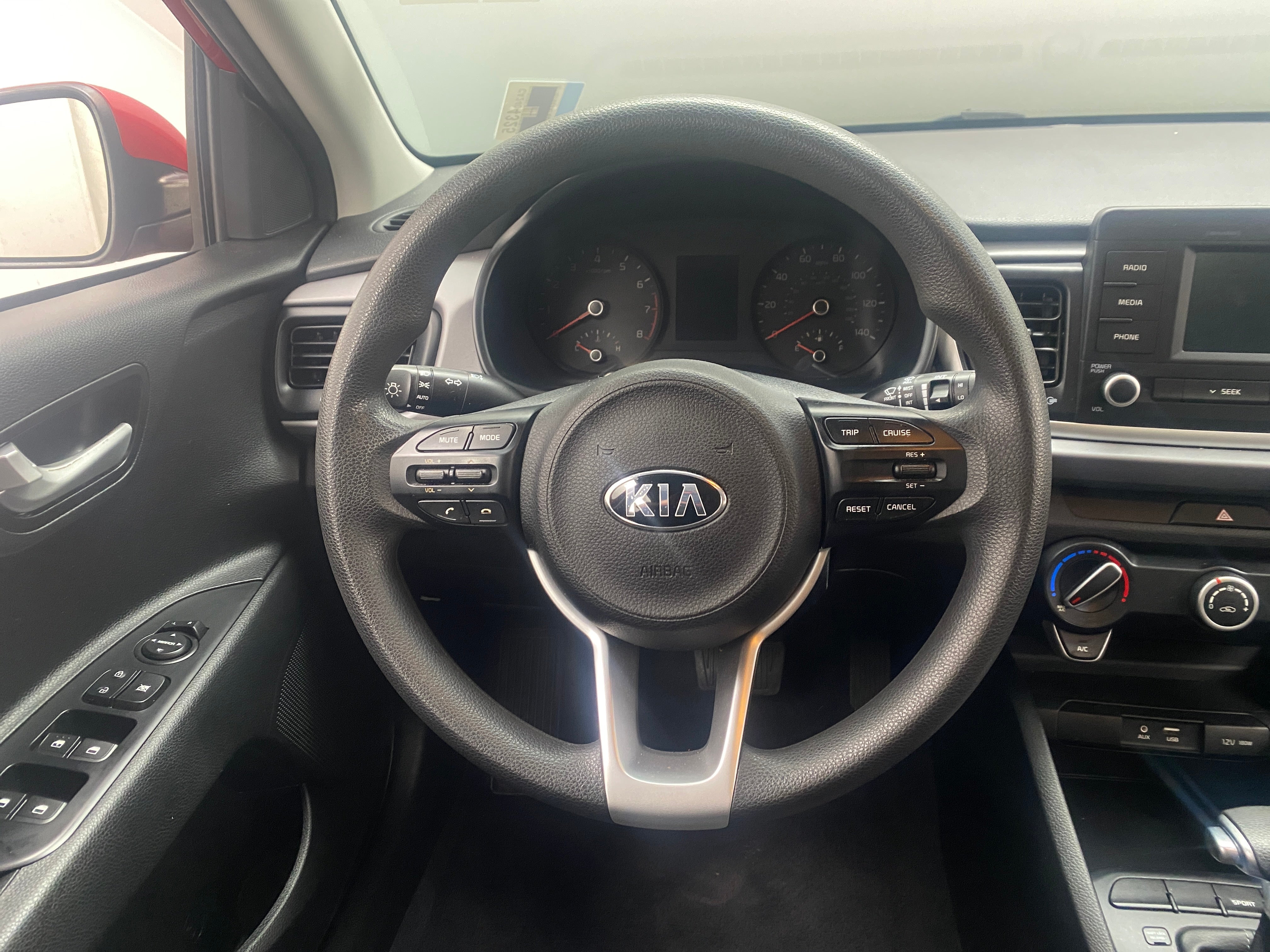 Thumbnail: 2018 Kia Rio - 5
