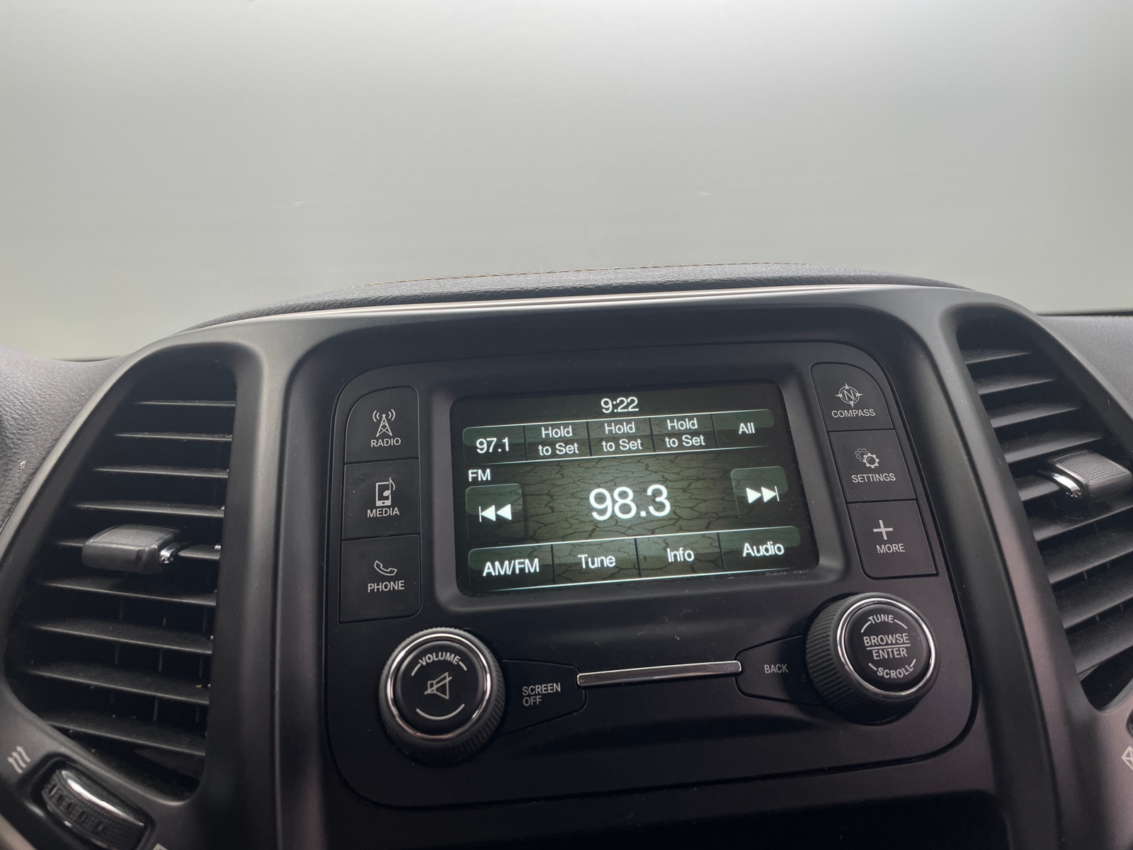 Thumbnail: 2018 Jeep Cherokee - 4