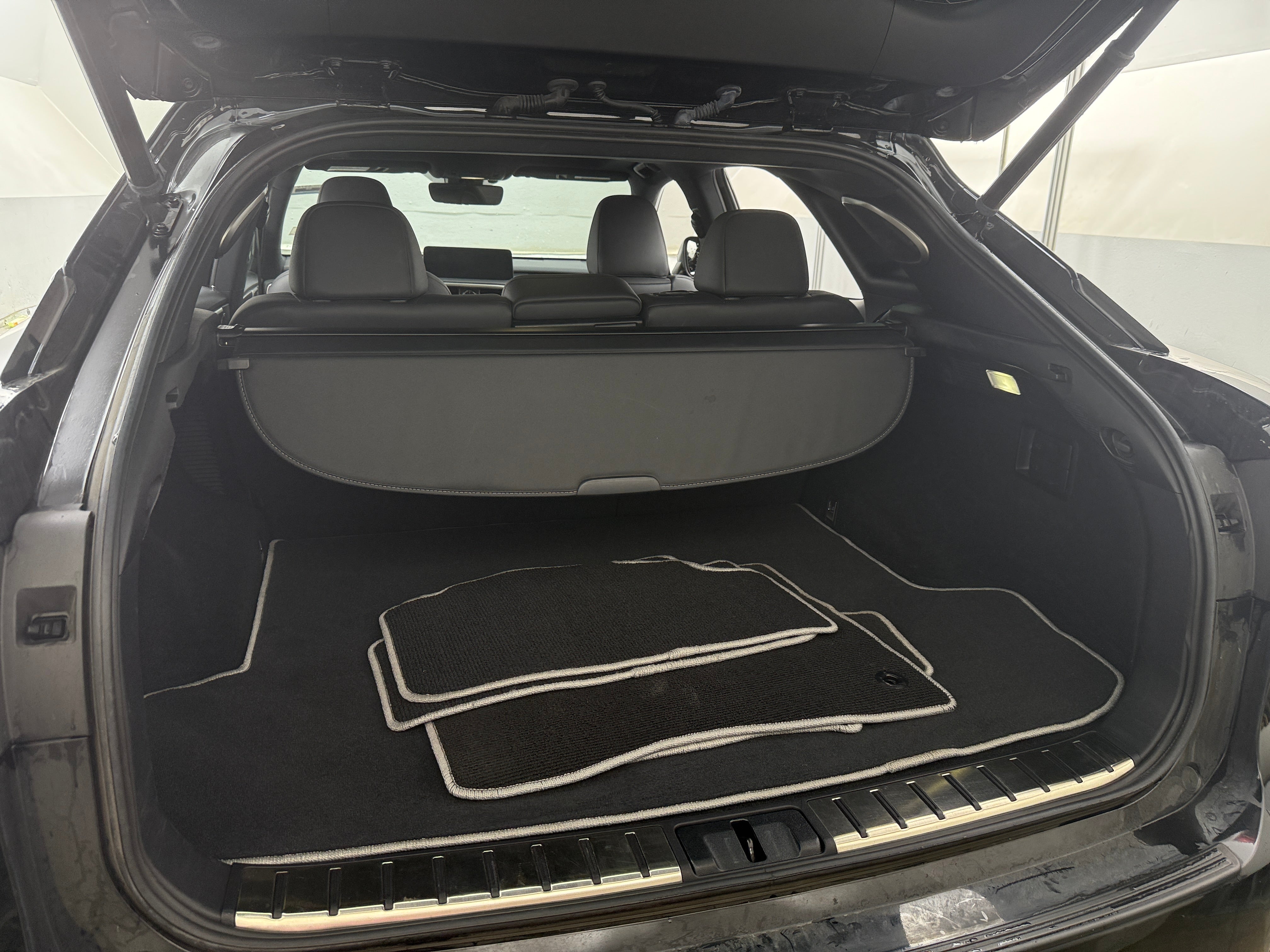 Thumbnail: 2021 Lexus RX - 6
