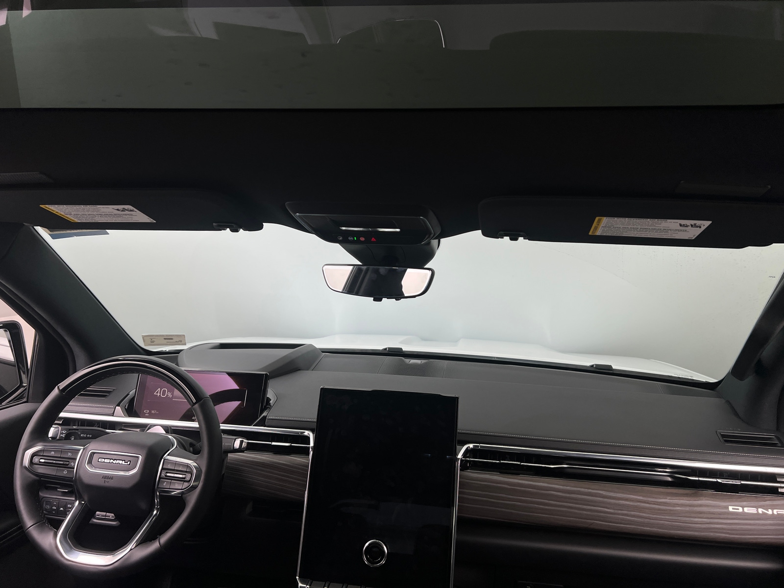 Thumbnail: 2025 GMC Sierra EV - 2