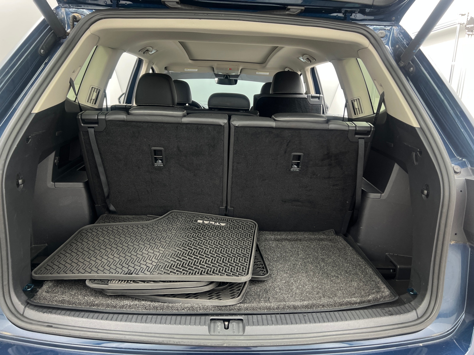 Thumbnail: 2021 Volkswagen Atlas - 6