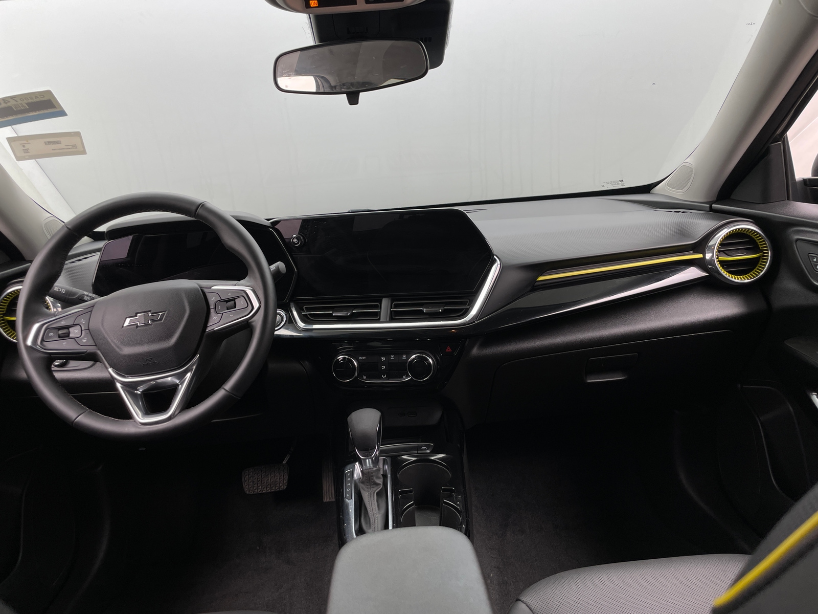 Thumbnail: 2024 Chevrolet Trax - 2