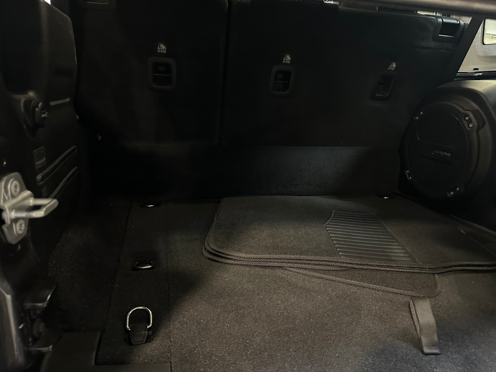 Thumbnail: 2021 Jeep Wrangler - 6